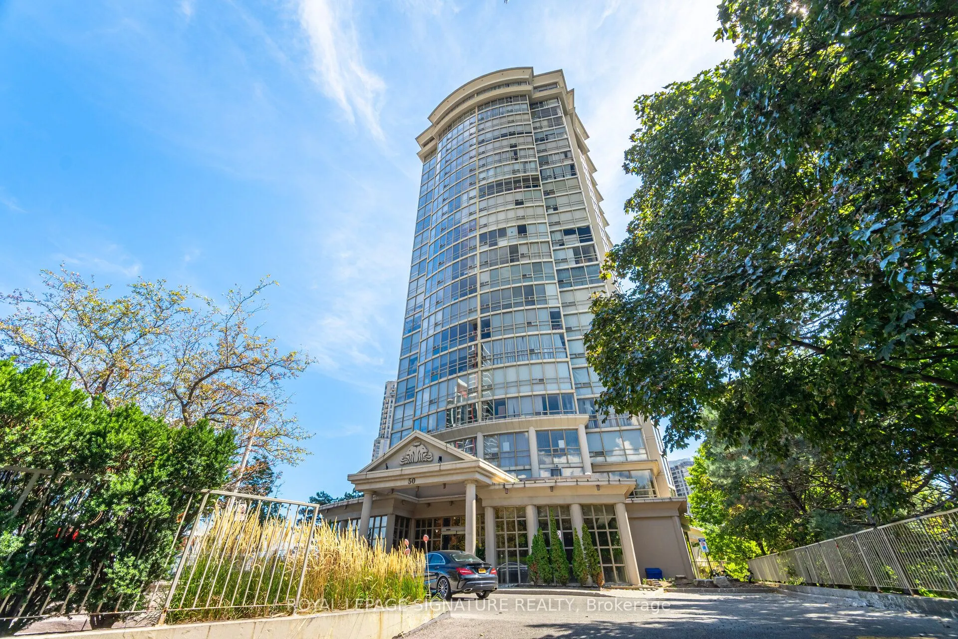 50 Eglinton Avenue W, #408