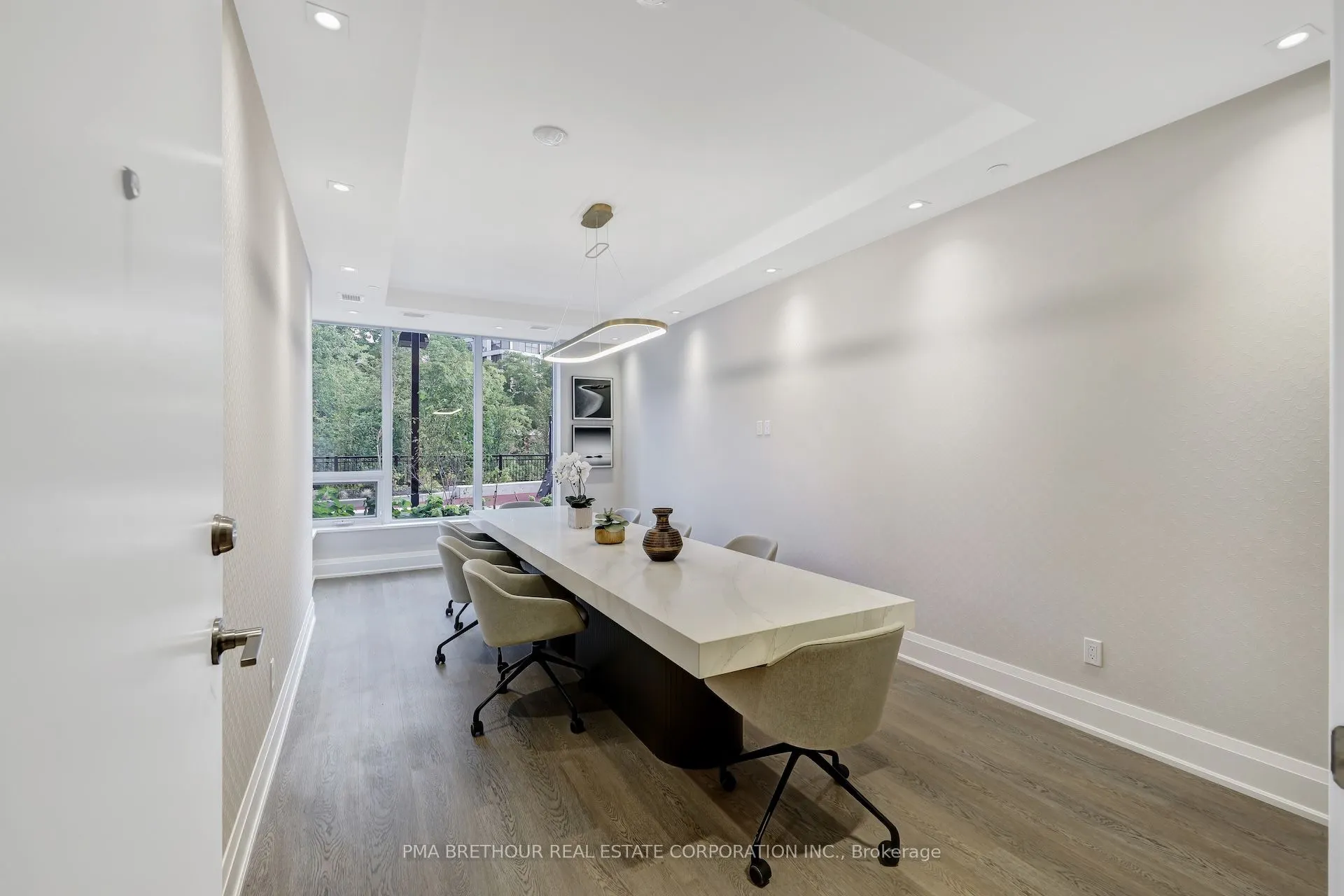 1035 Southdown Road, #1209
