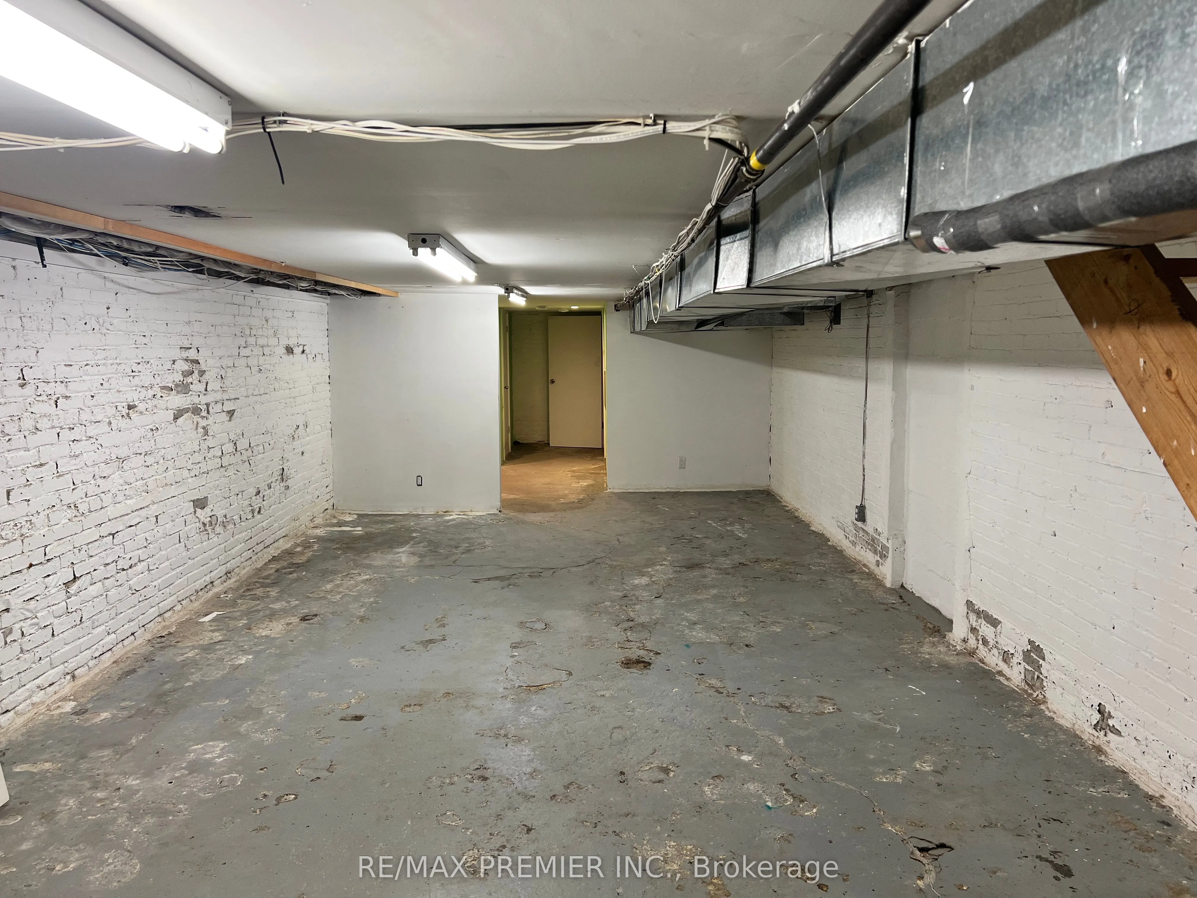 459 Roncesvalles Avenue, #Main Floor
