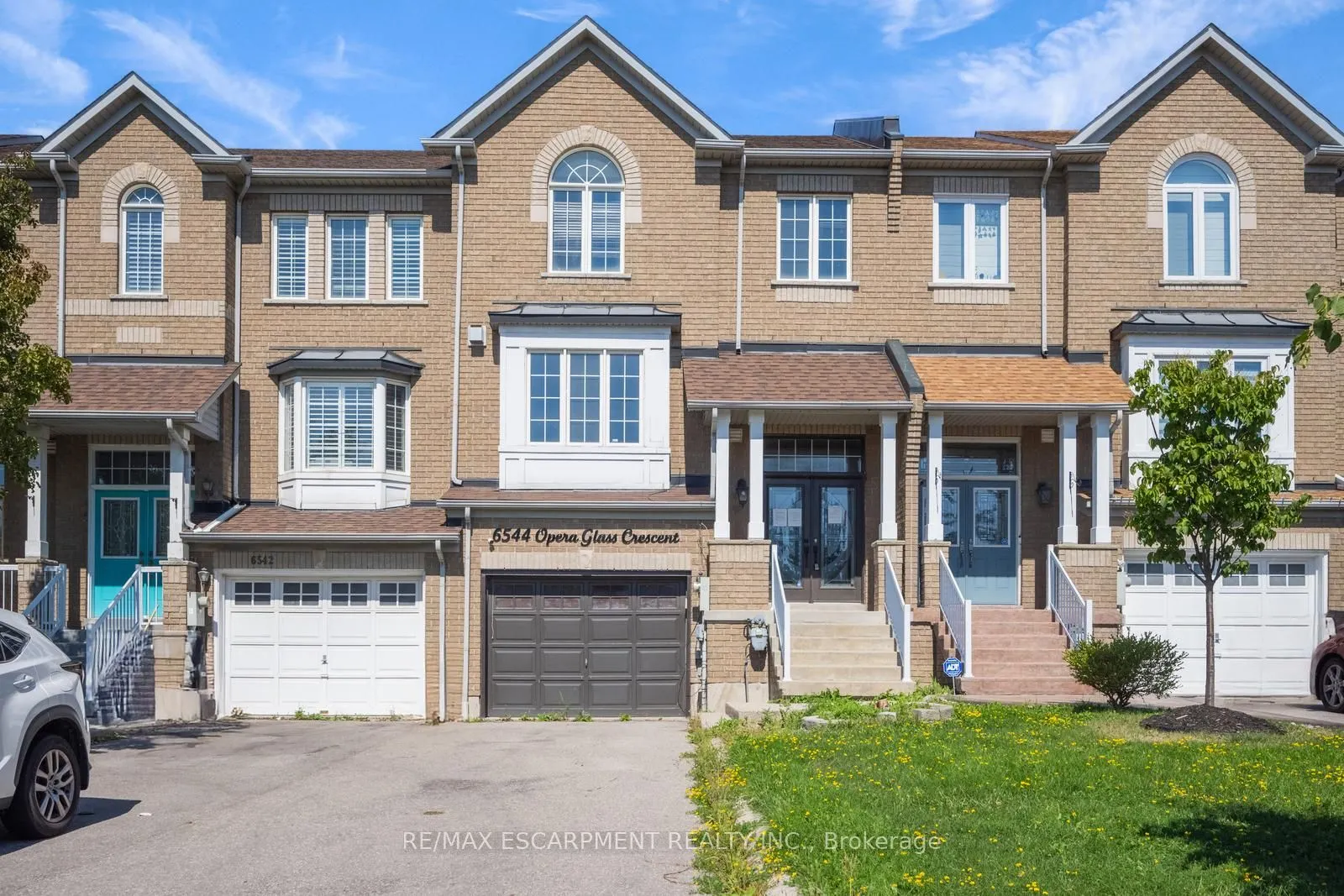 6544 Opera Glass Crescent