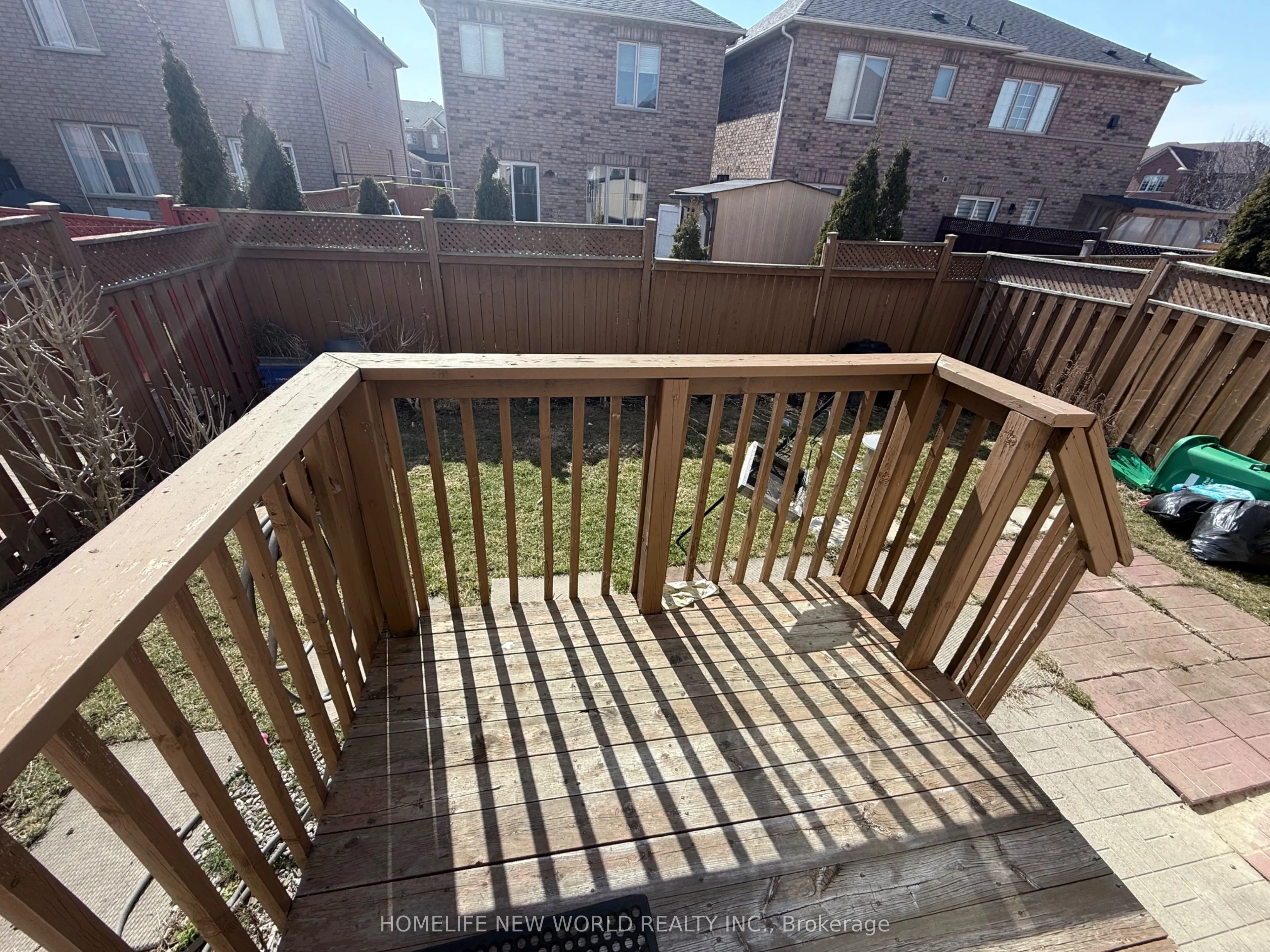 86 Jewel Crescent, #Upper