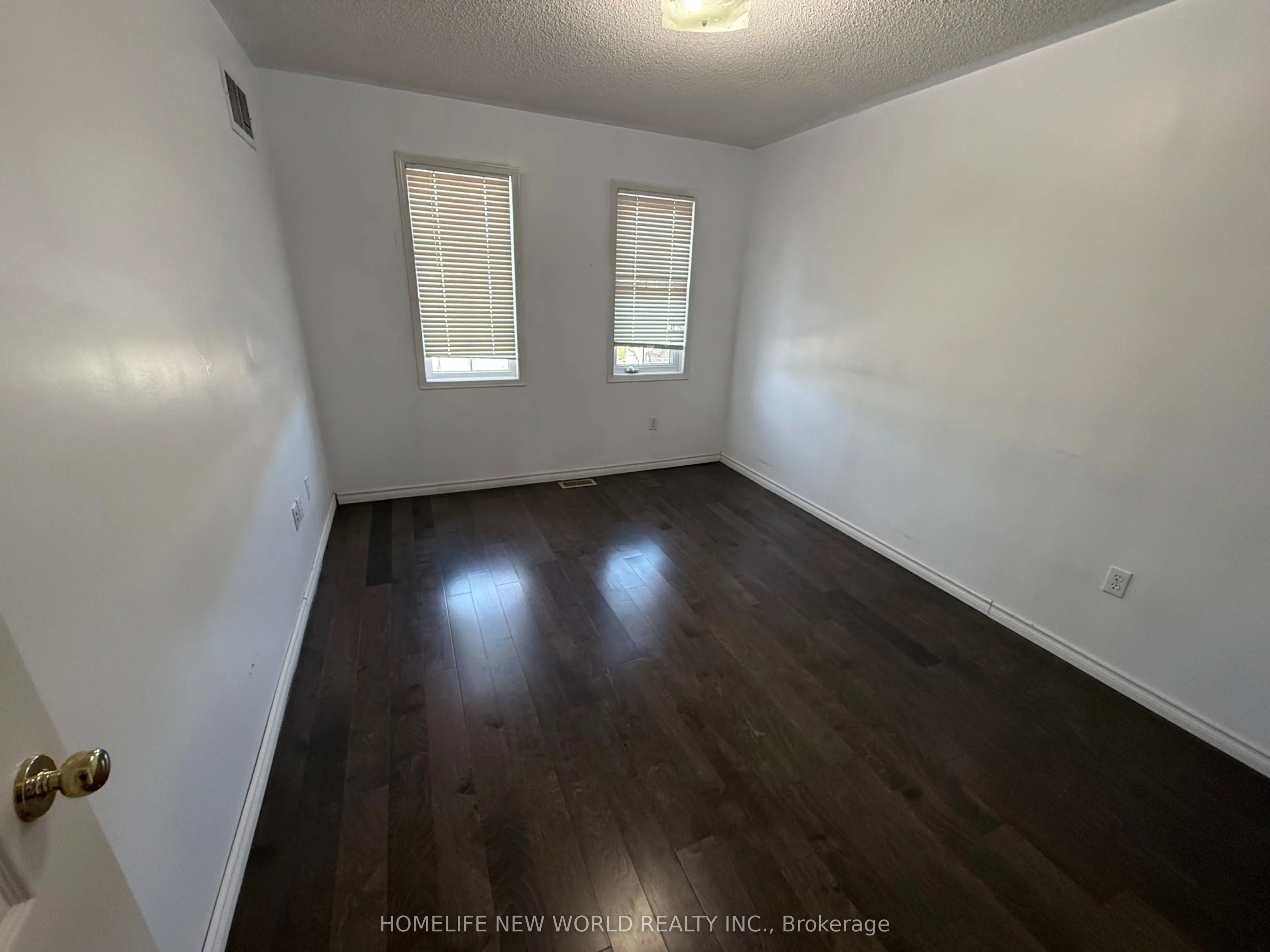 86 Jewel Crescent, #Upper
