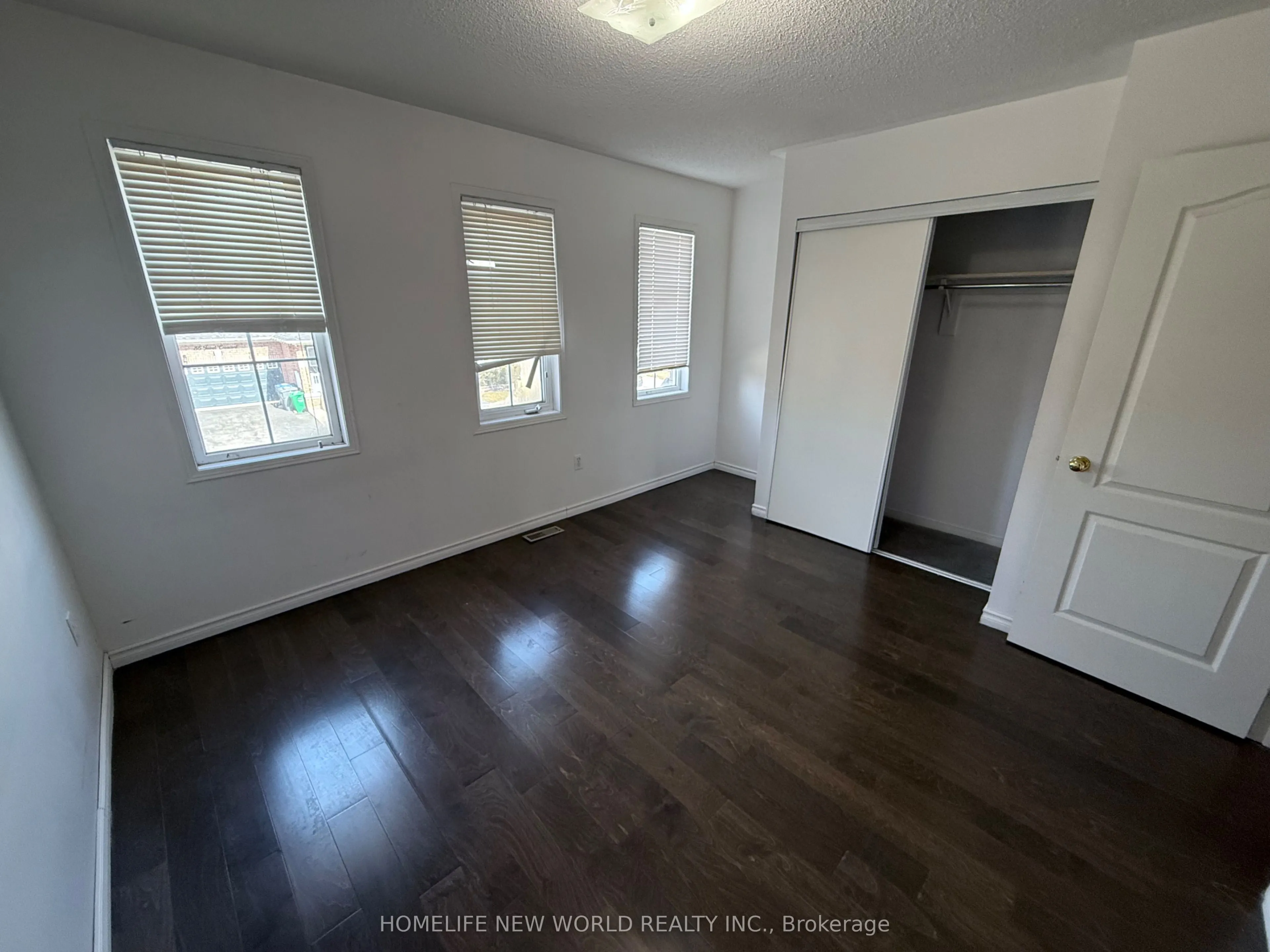 86 Jewel Crescent, #Upper