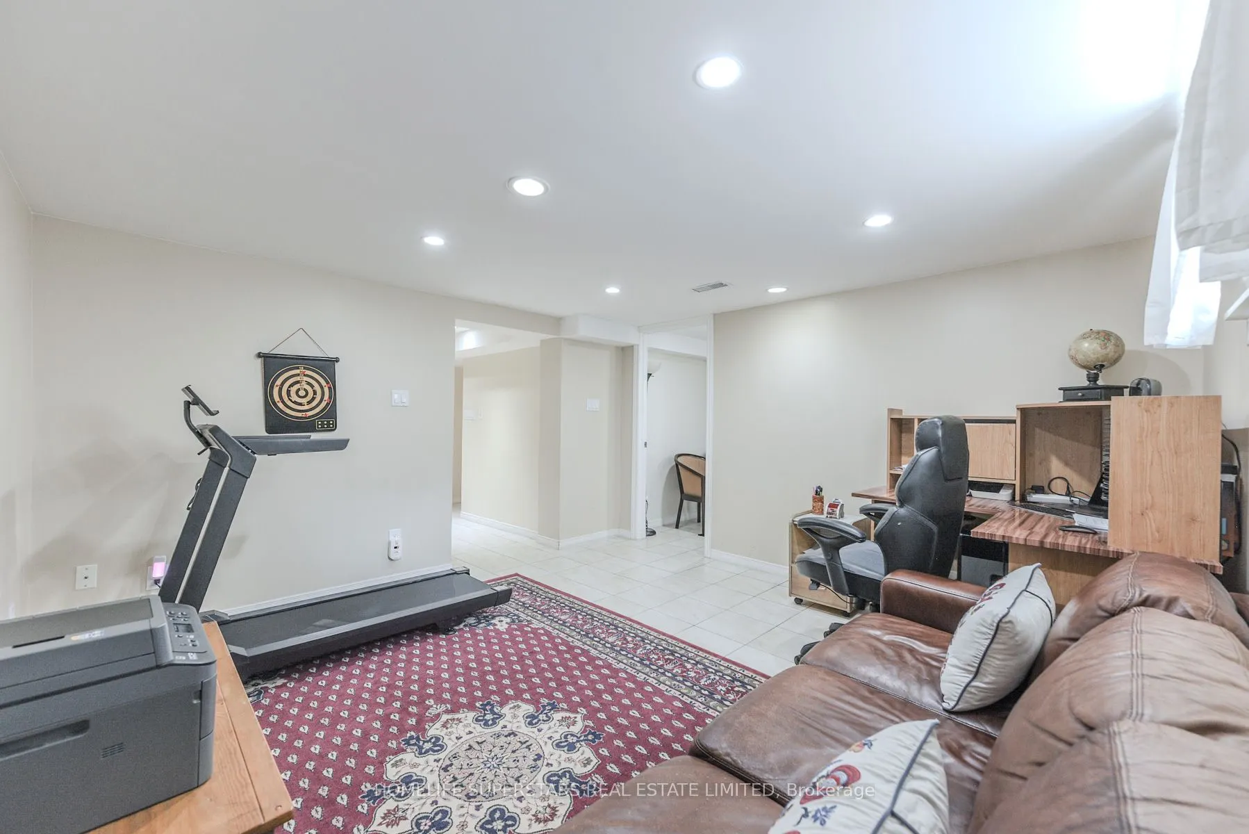 3987 Bloor Street W