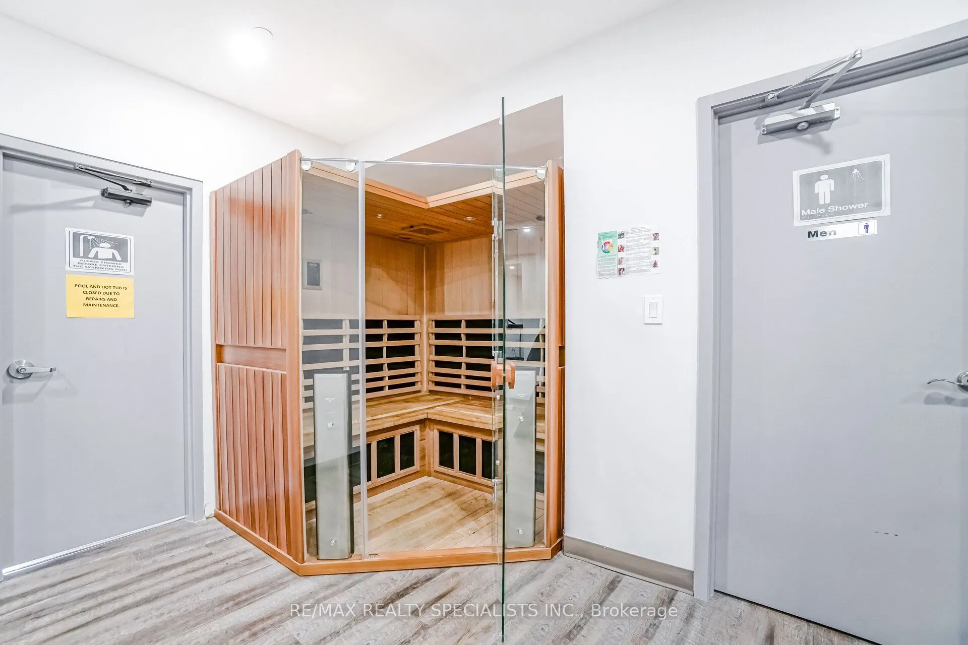 1240 Marlborough Court, #606