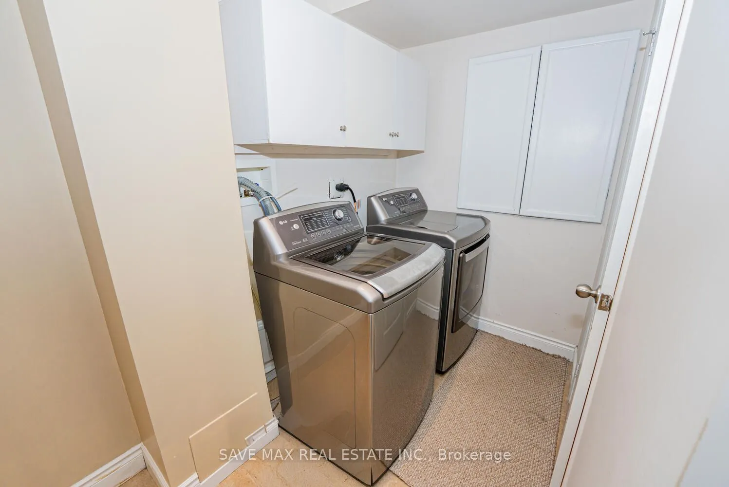 47 Woodcote Crescent