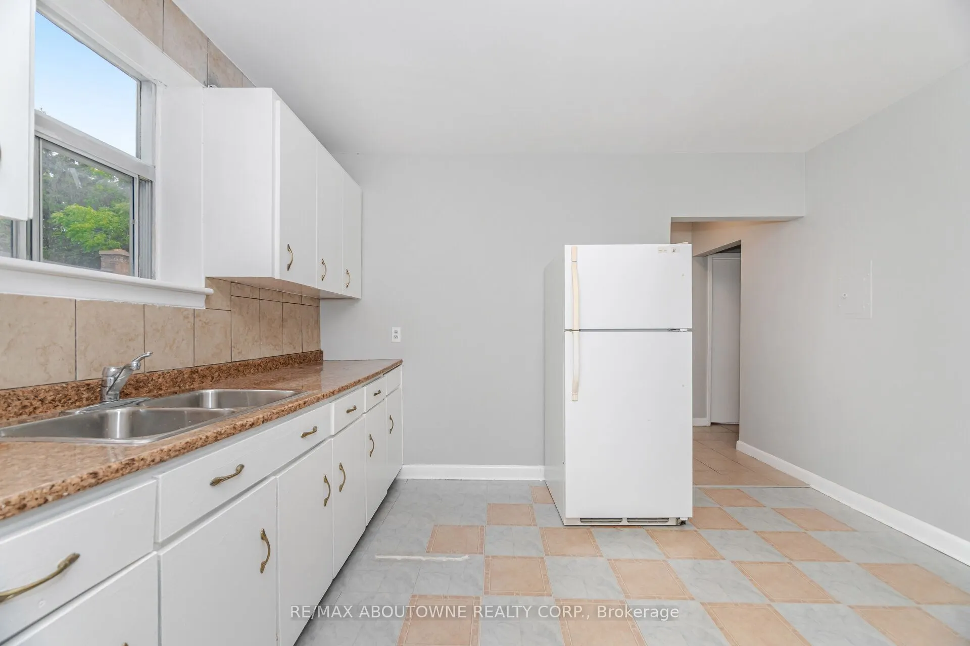 2138 Ghent Avenue, #5