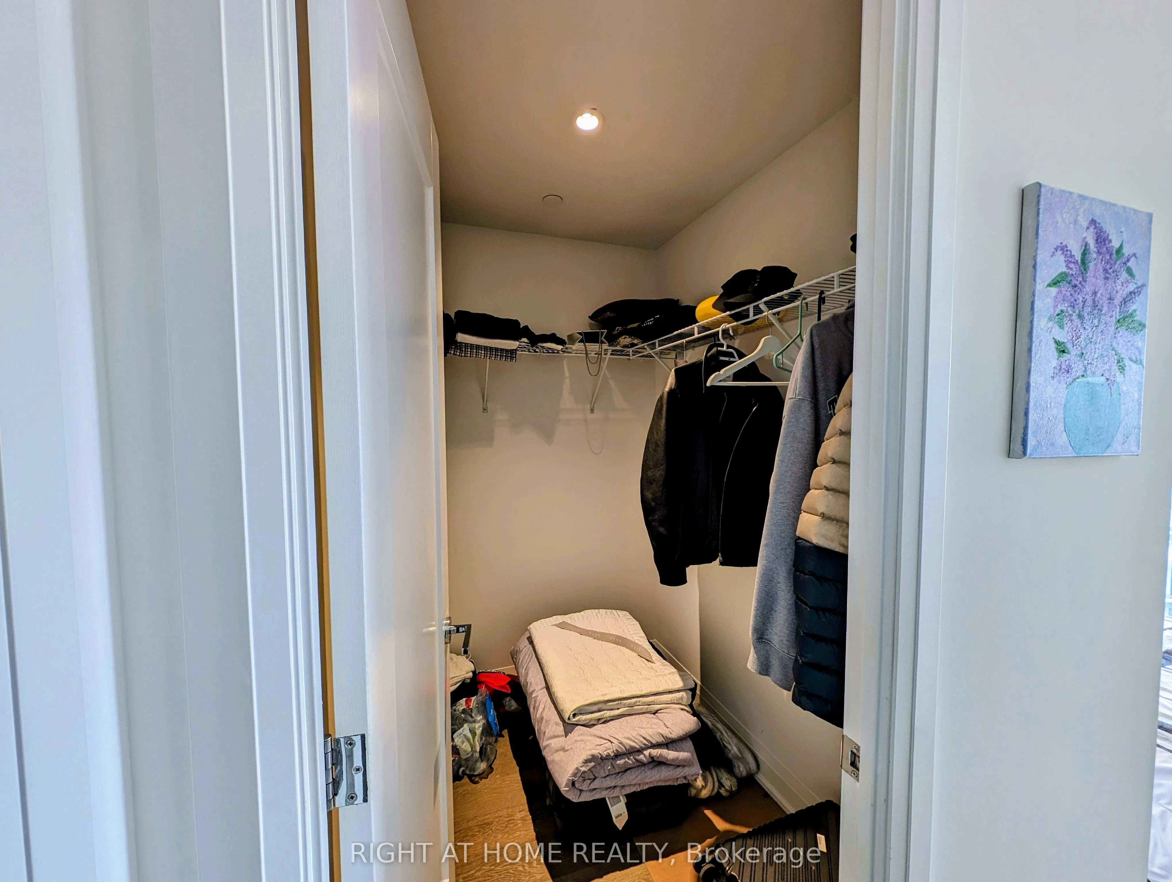 293 The Kingsway, #504