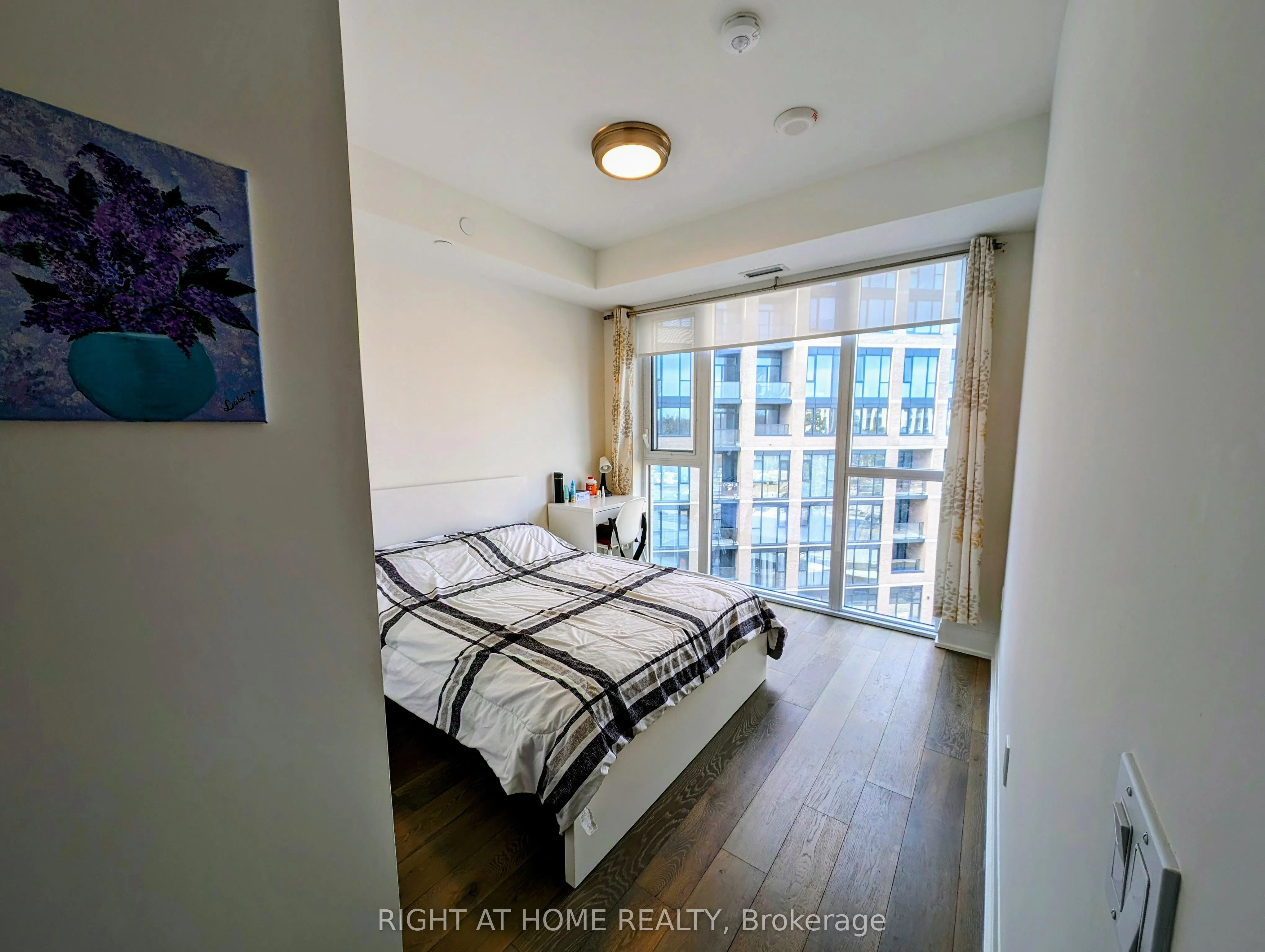 293 The Kingsway, #504