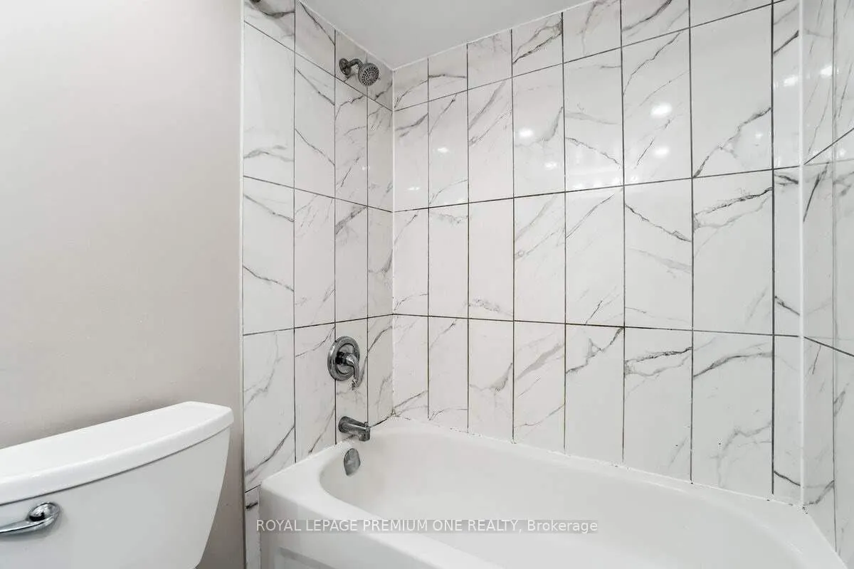 234 Albion Road, #811
