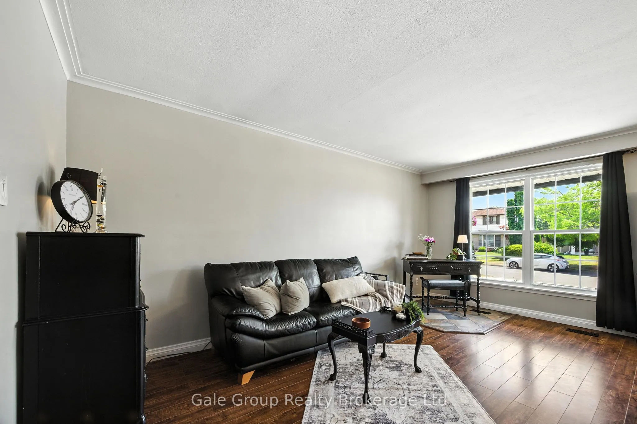 42 Moultrey Crescent