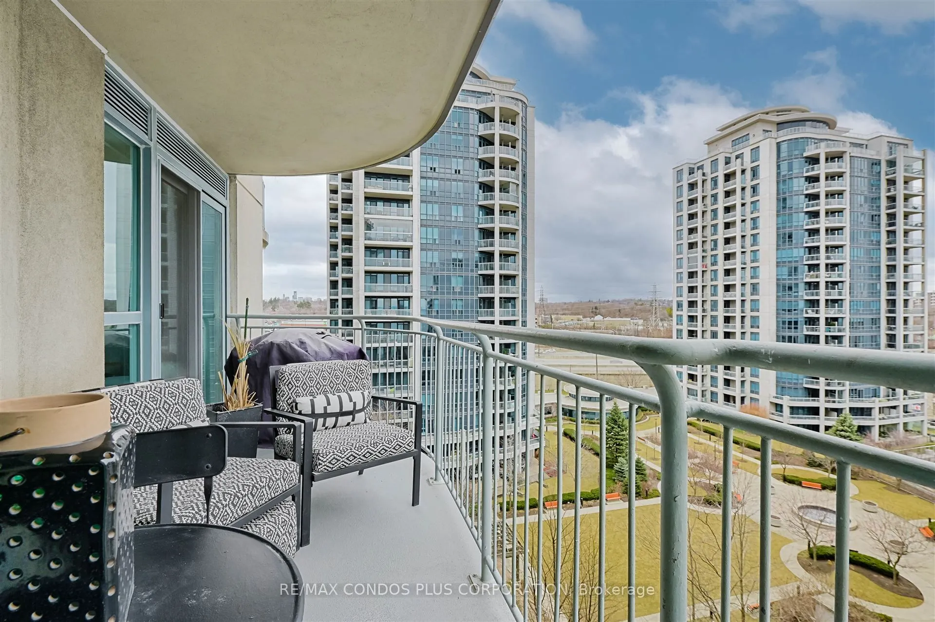 2111 Lake Shore Boulevard W, #912