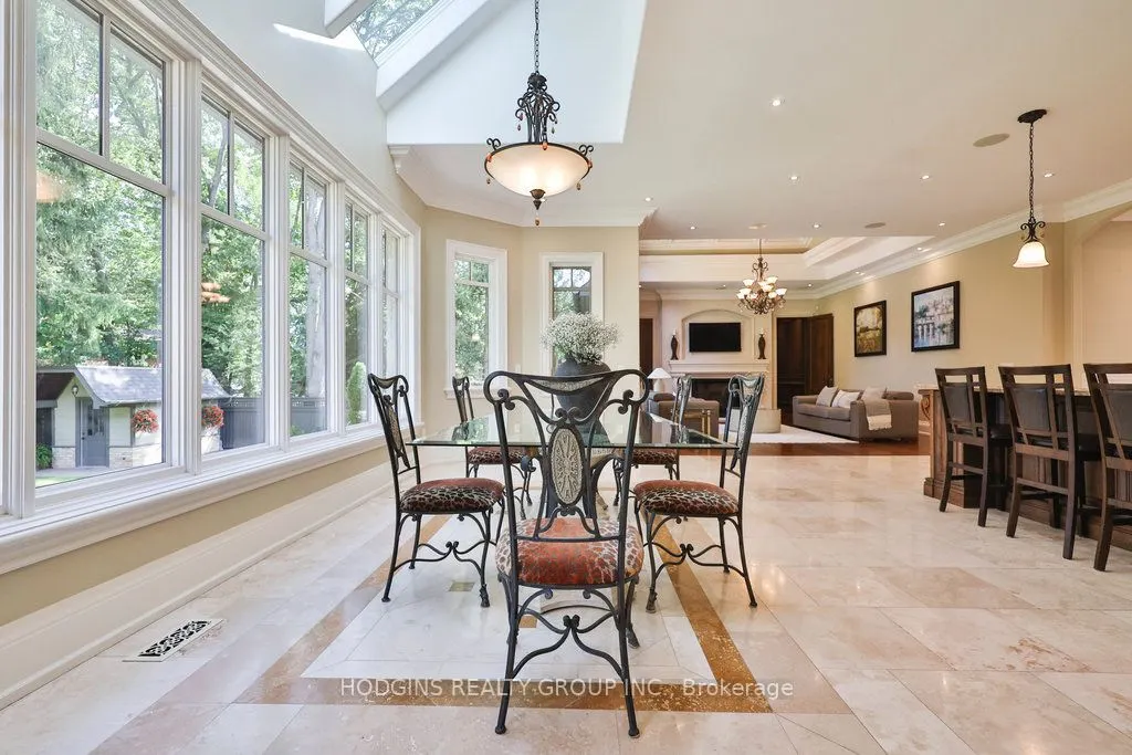 158 Harborn Trail