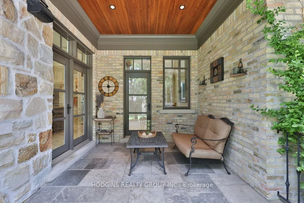 158 Harborn Trail