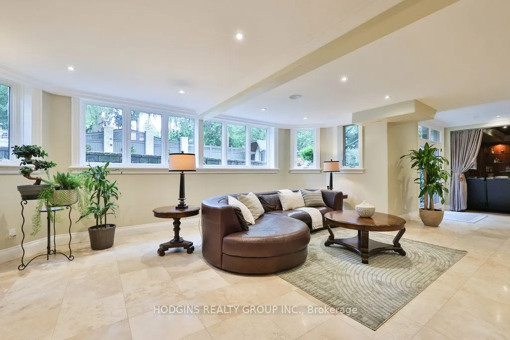 158 Harborn Trail