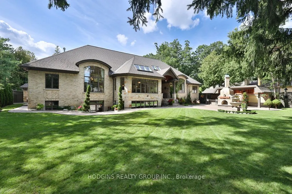 158 Harborn Trail