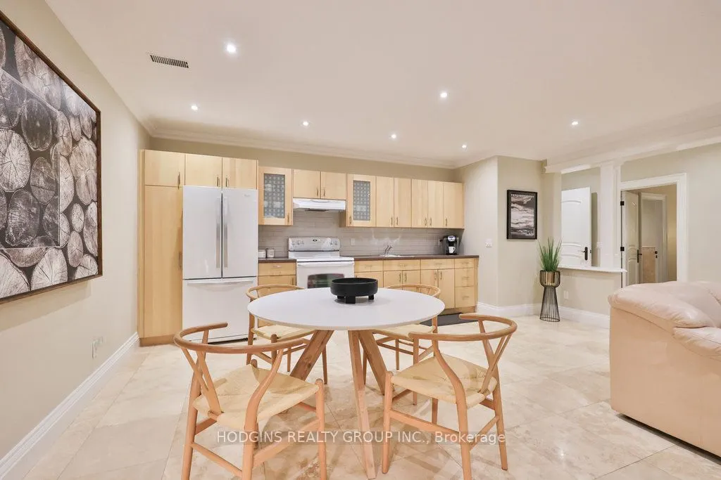 158 Harborn Trail