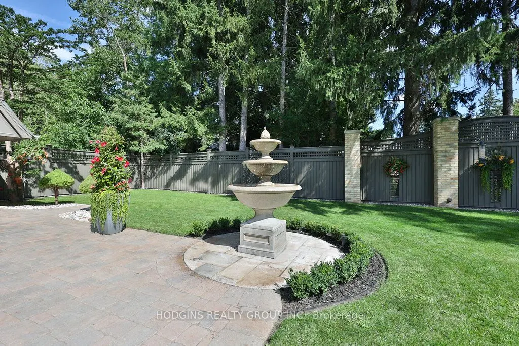 158 Harborn Trail