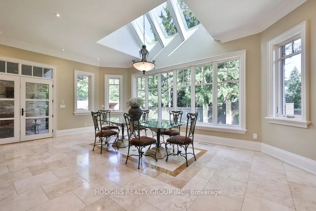 158 Harborn Trail