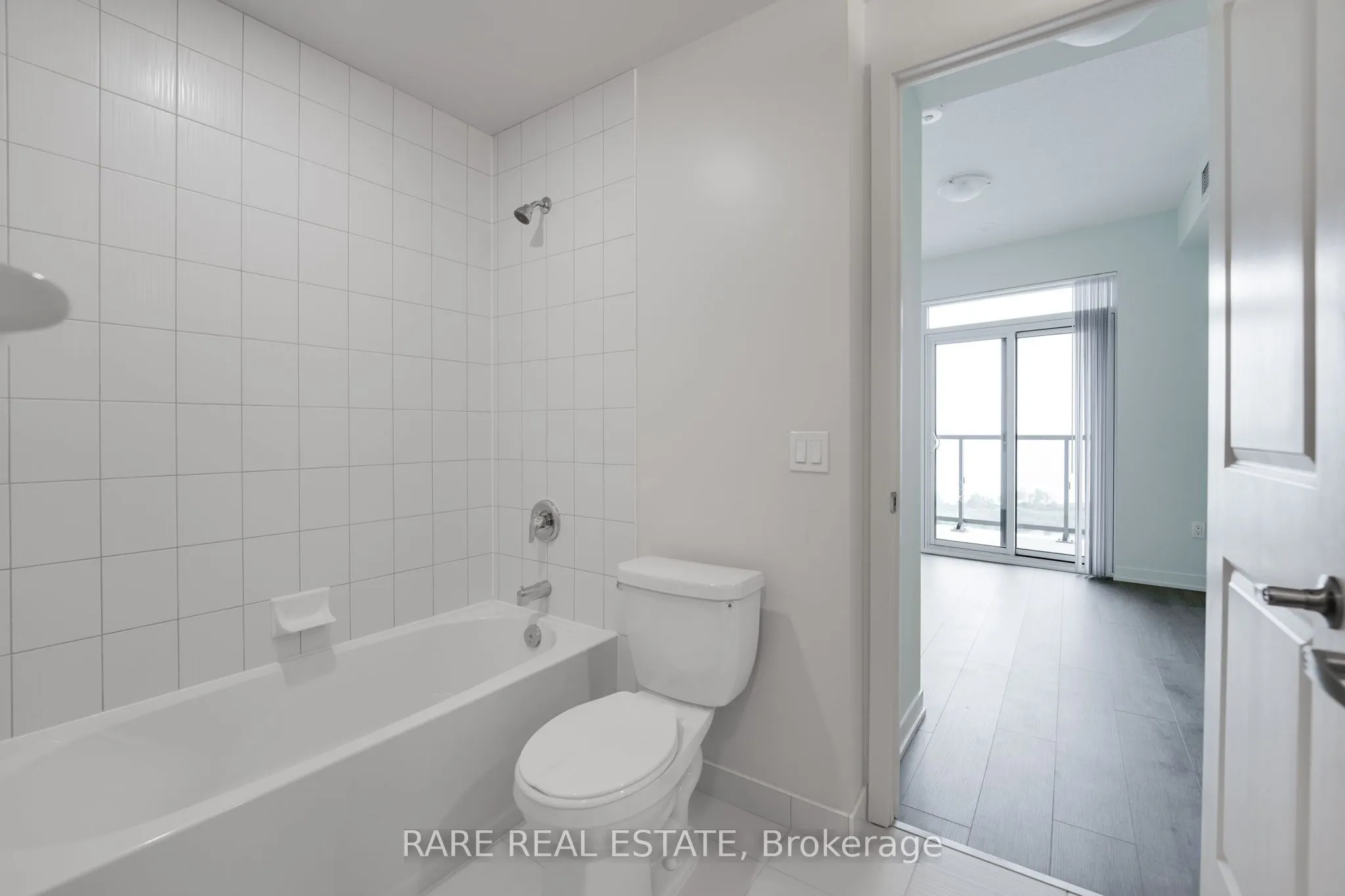 38 Annie Craig Drive, #2803