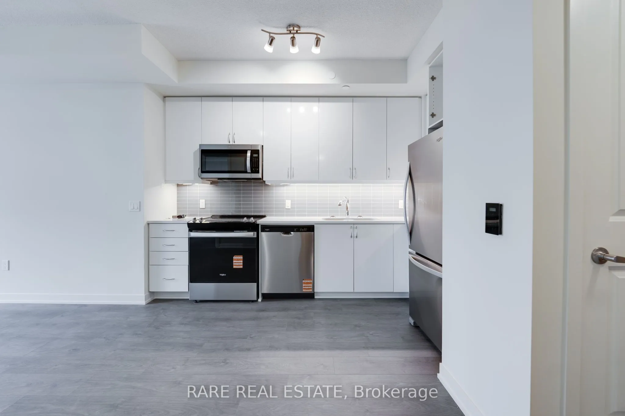 38 Annie Craig Drive, #2803