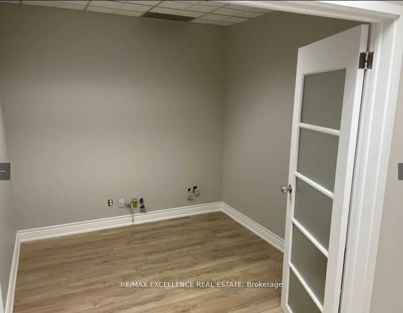 2896 South Sheridan Way, #300