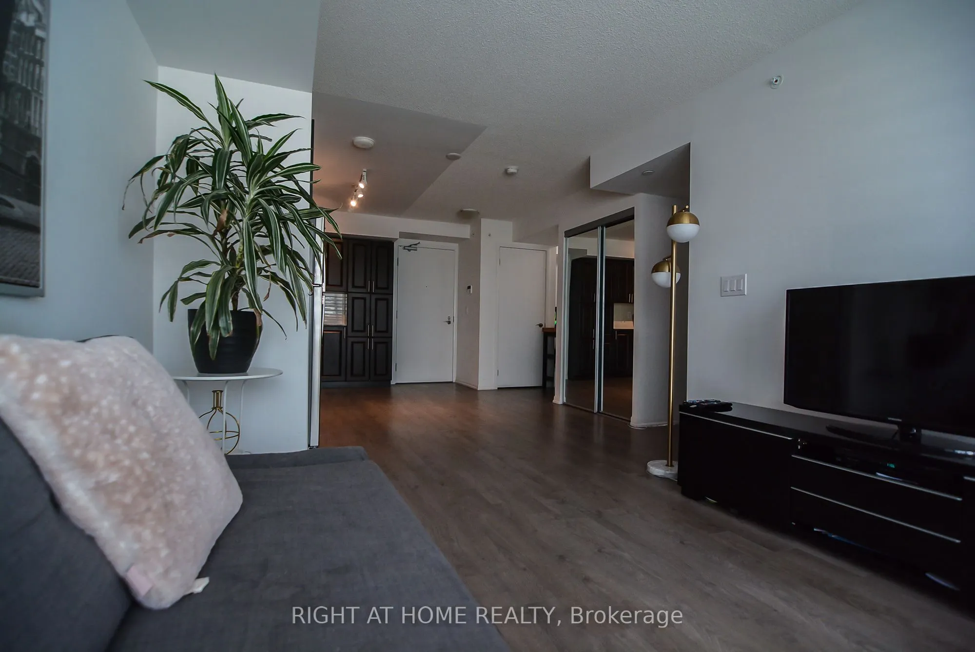 3091 Dufferin Street, #1001