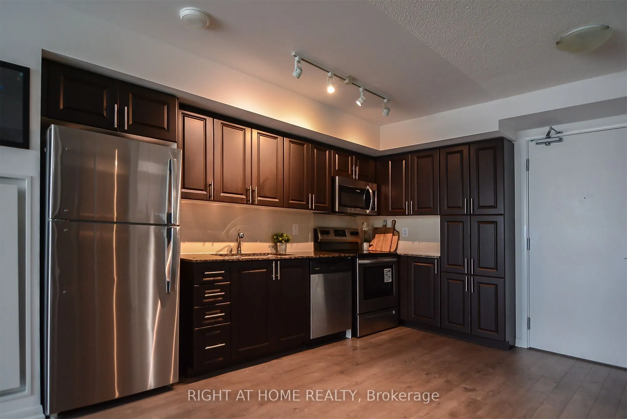 3091 Dufferin Street, #1001