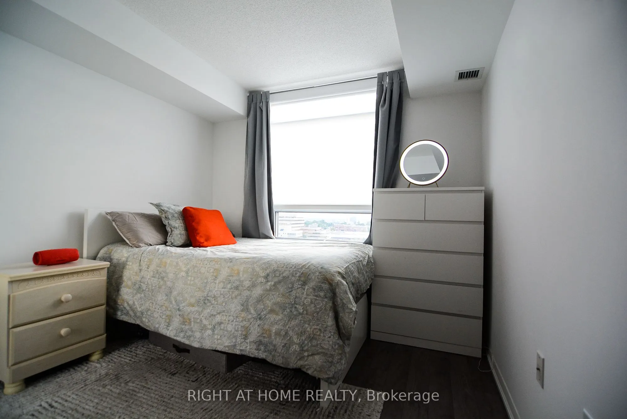 3091 Dufferin Street, #1001