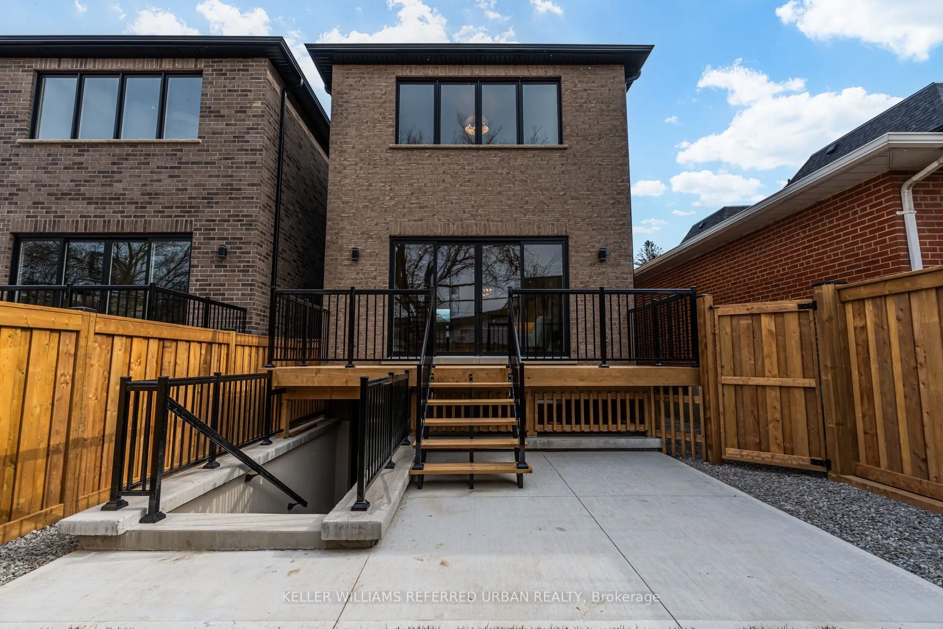 62 Ash Crescent