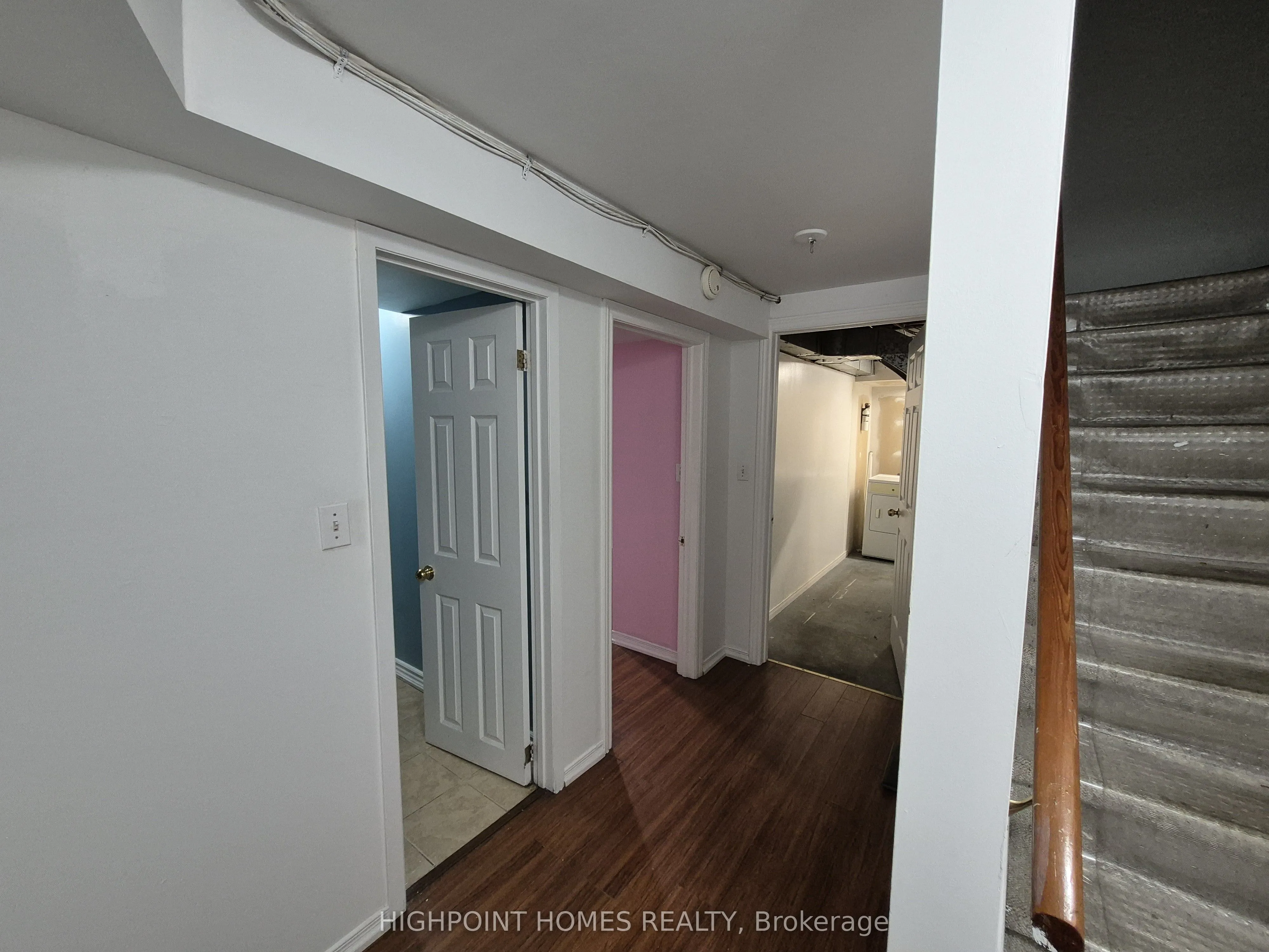 27 Deerpark Crescent S