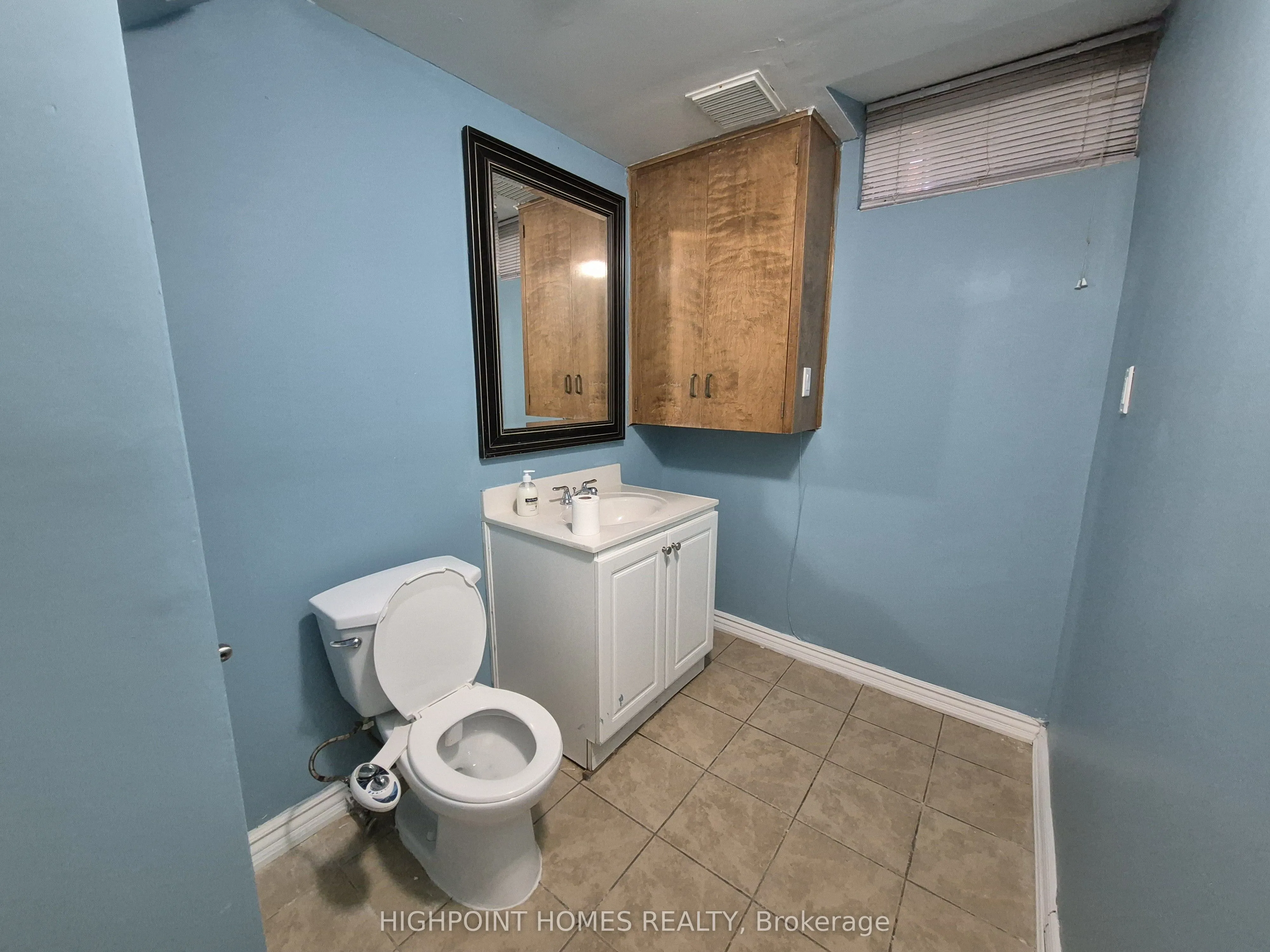27 Deerpark Crescent S
