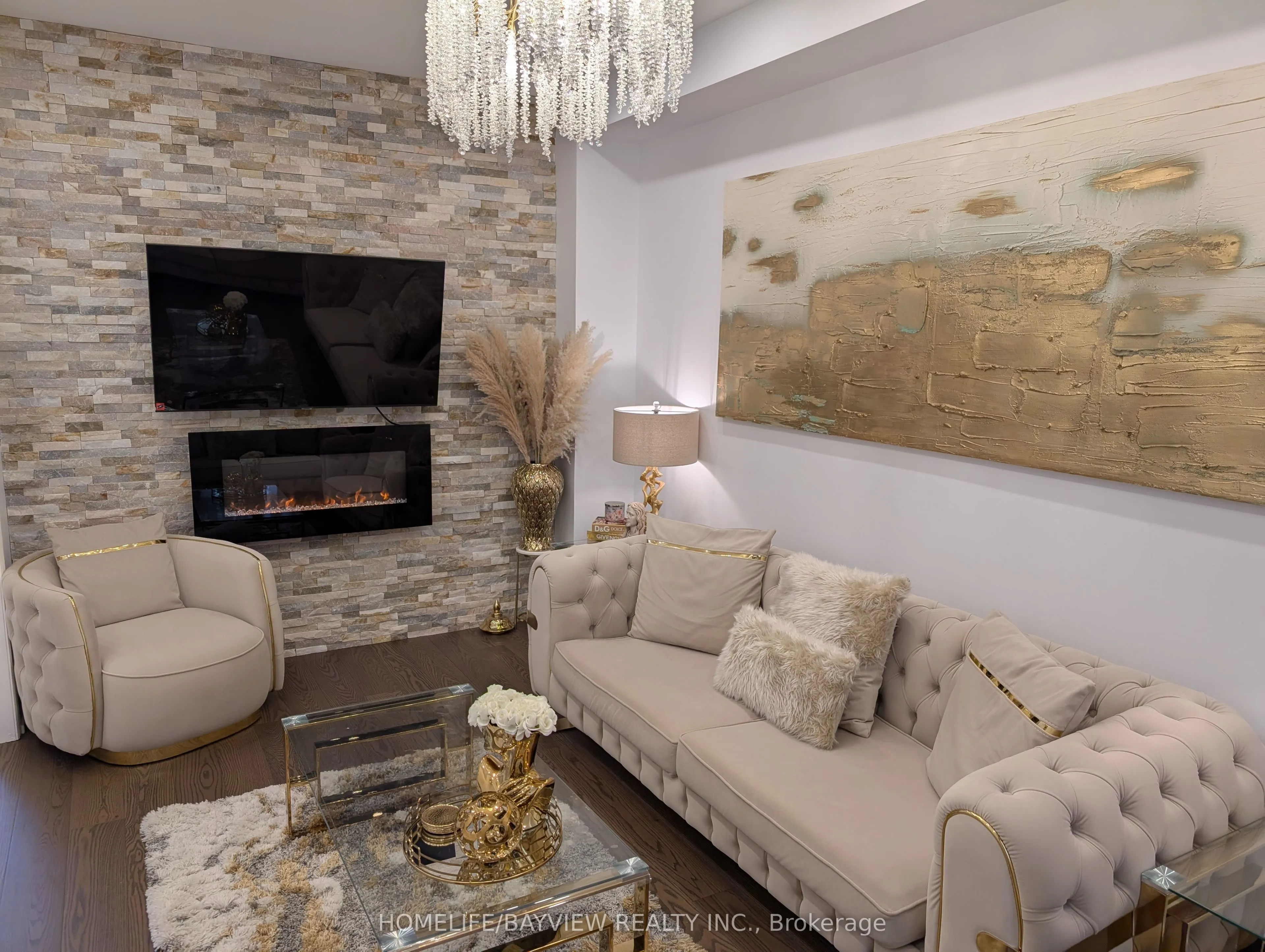 32 Devonsleigh Drive