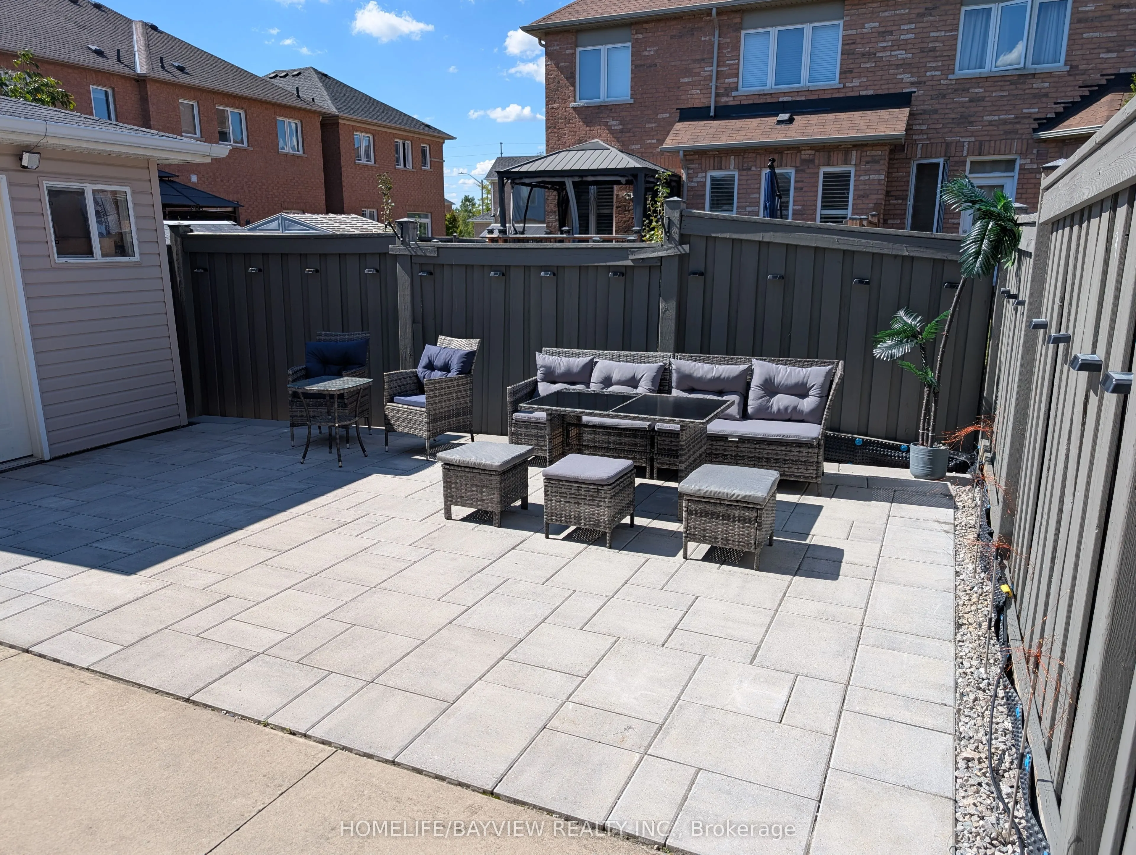 32 Devonsleigh Drive