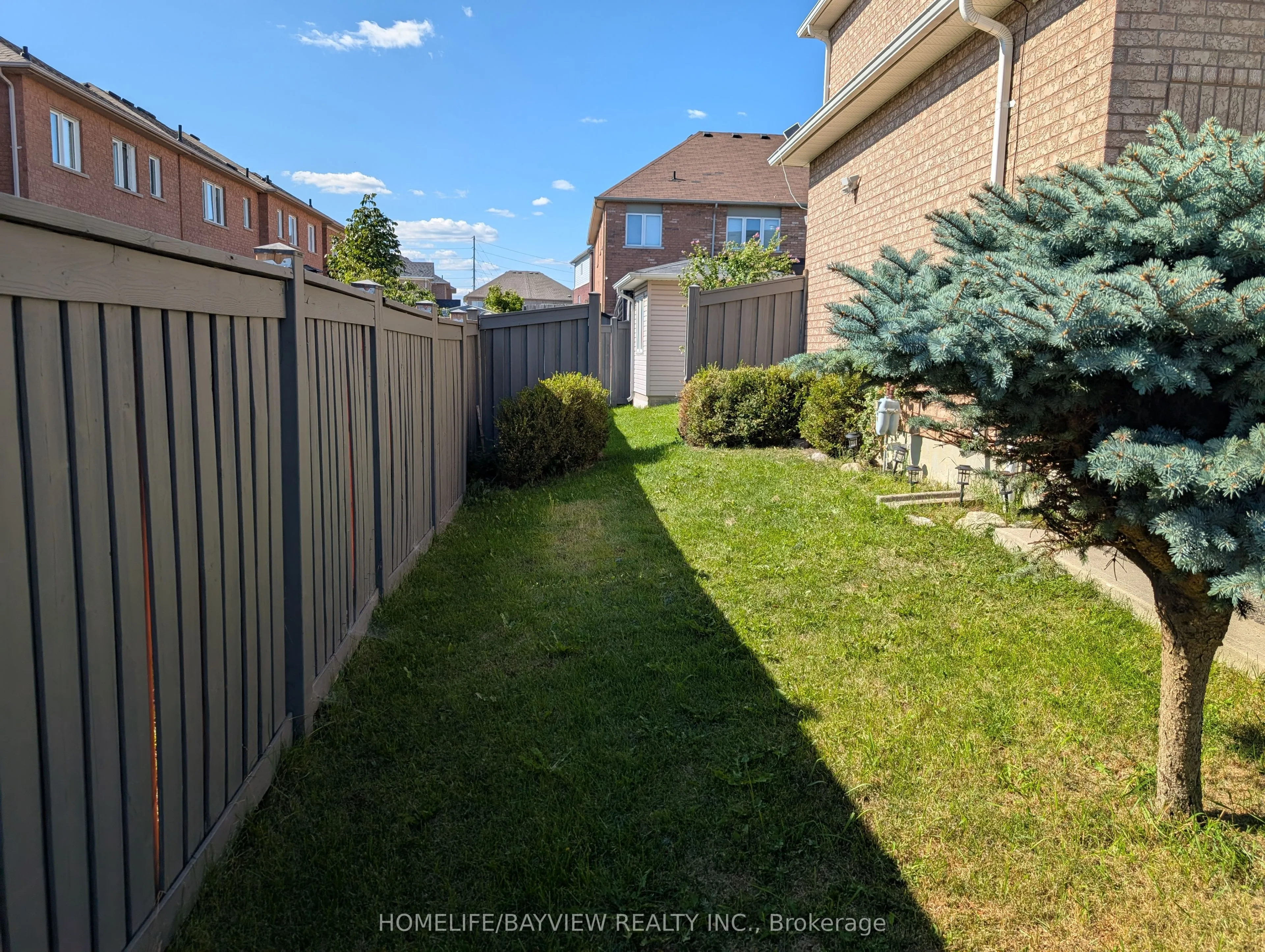 32 Devonsleigh Drive