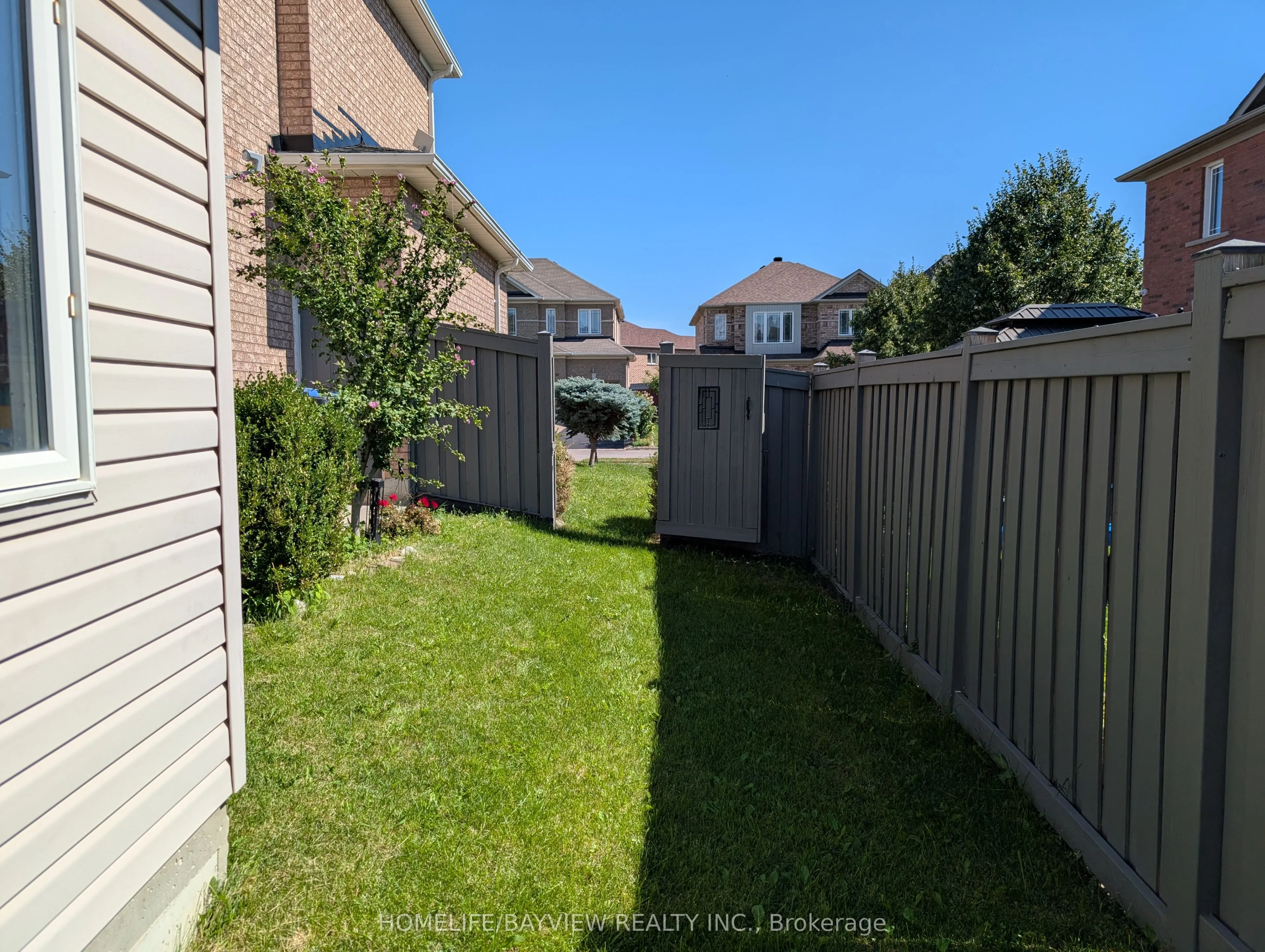 32 Devonsleigh Drive