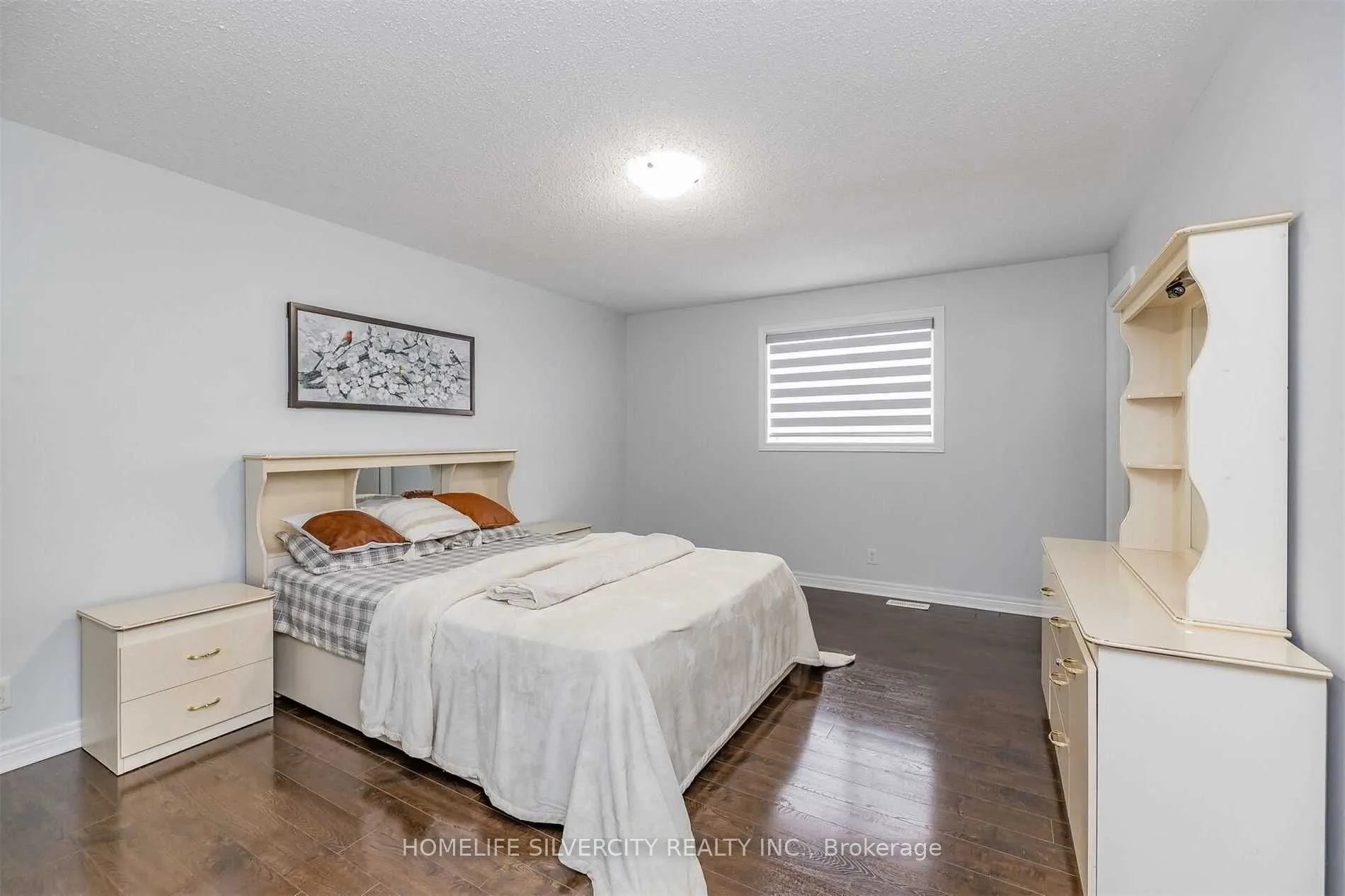 39 Summerdale Crescent