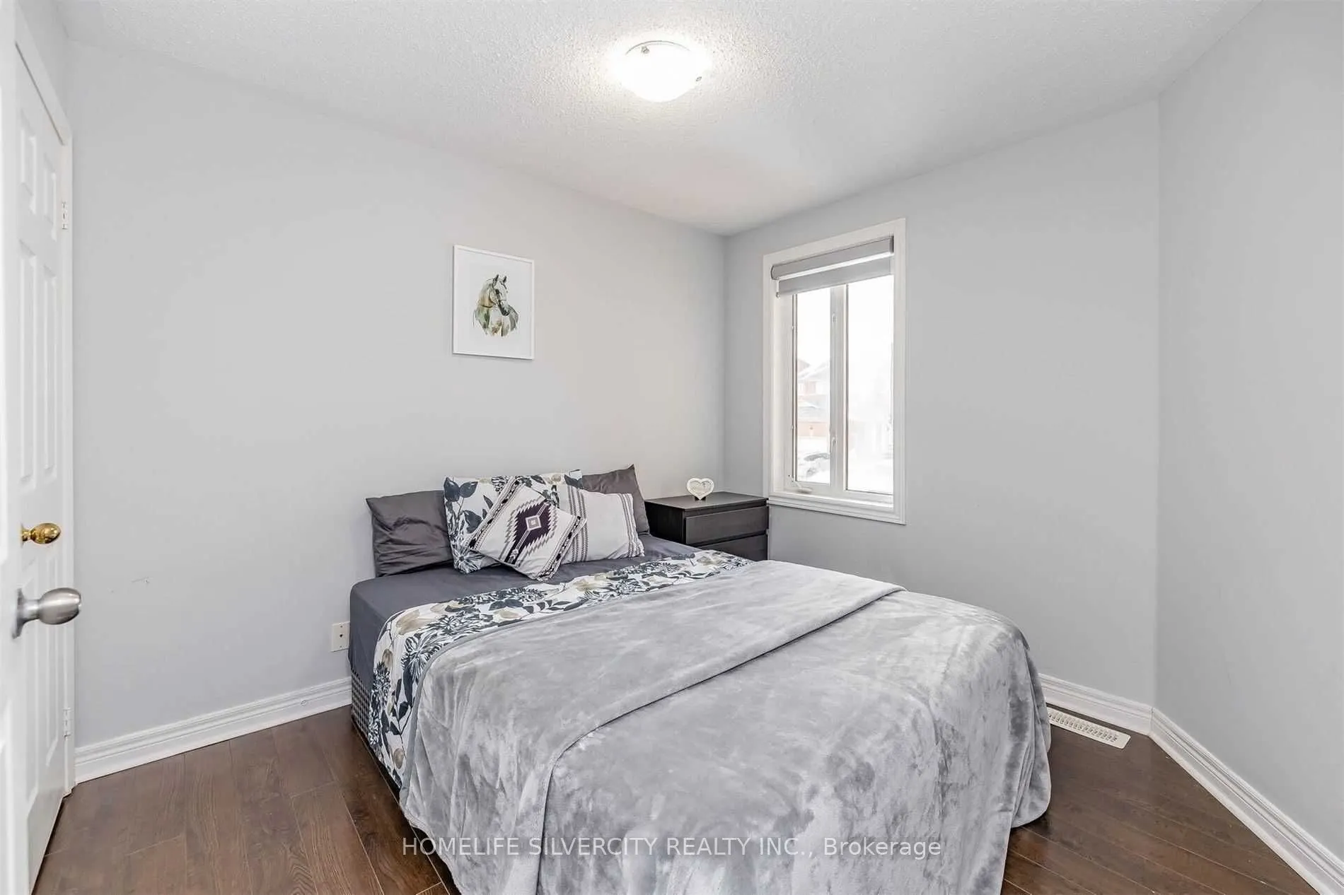 39 Summerdale Crescent