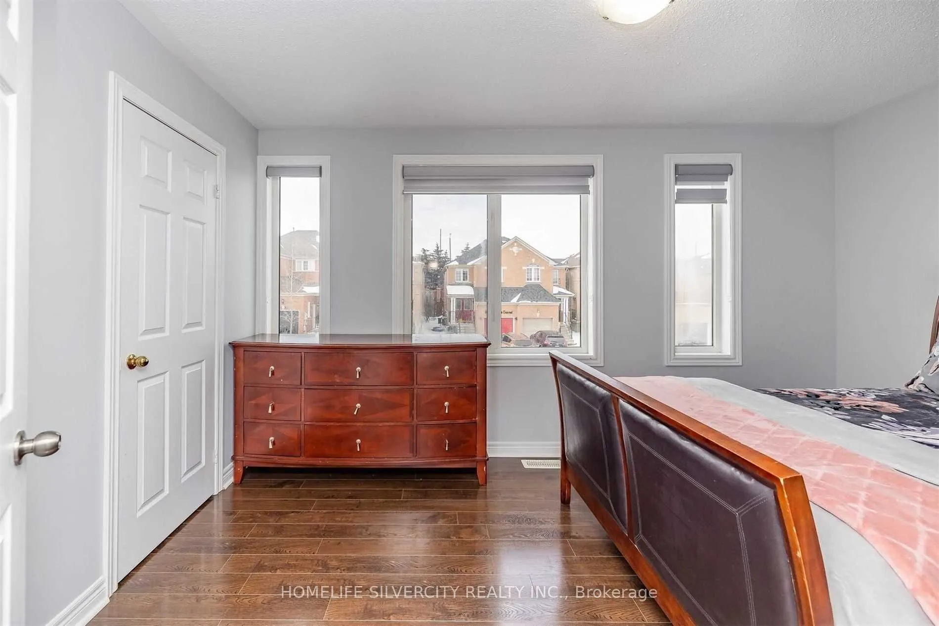 39 Summerdale Crescent