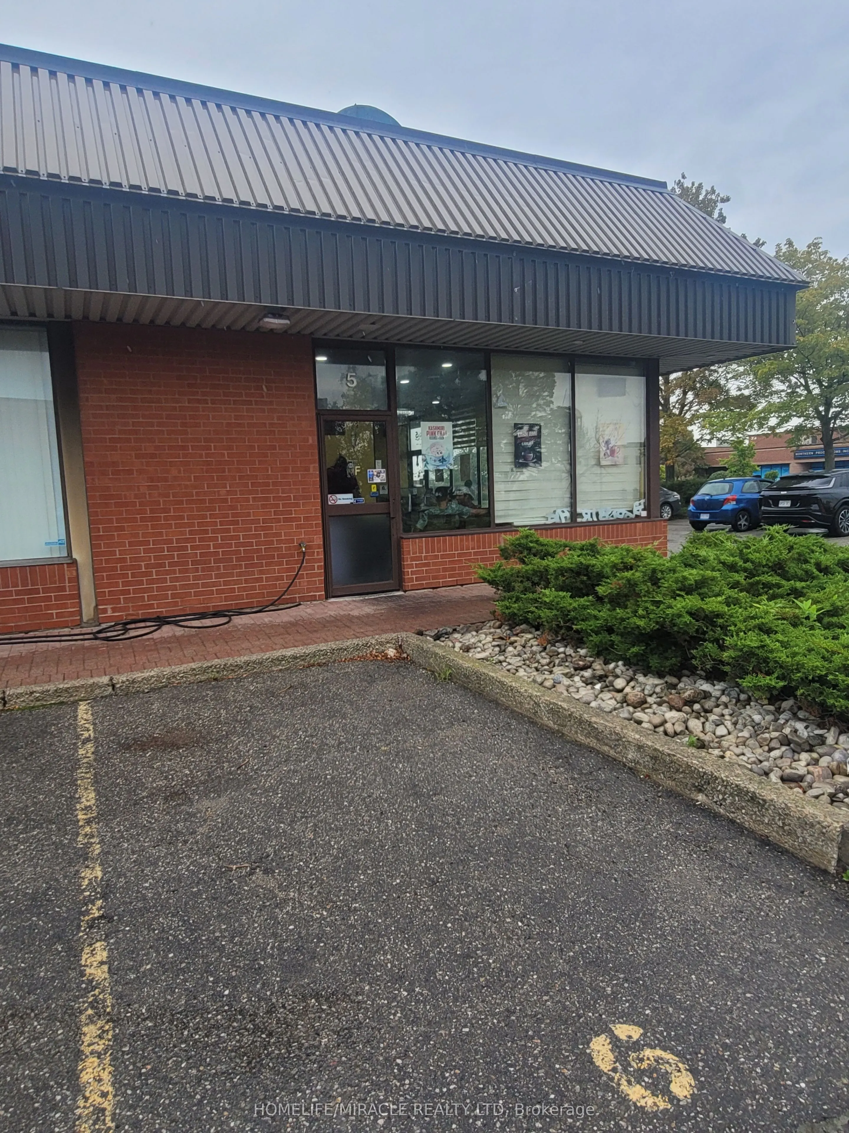 315 Traders Boulevard