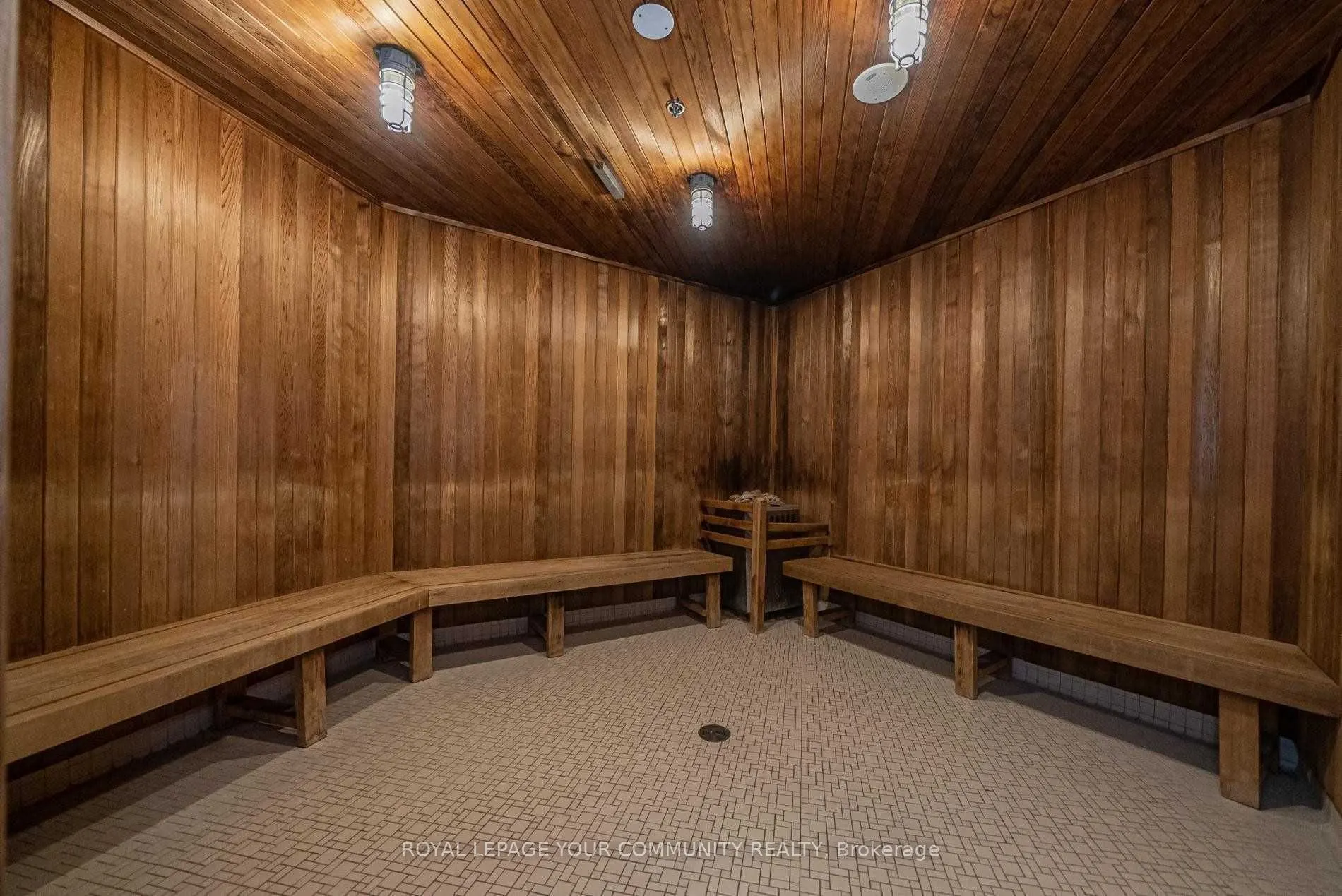 15 Legion Road, #1603