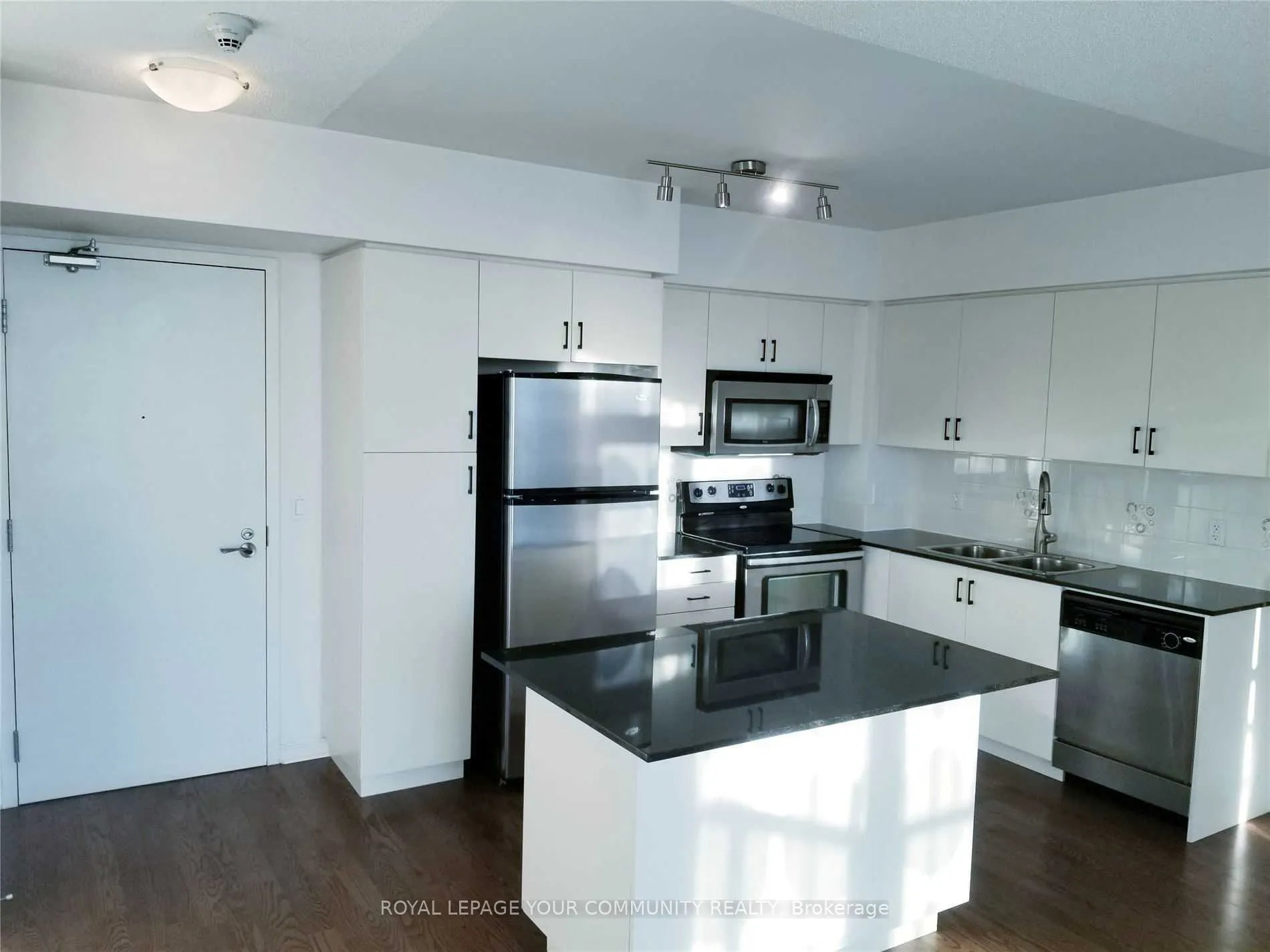 15 Legion Road, #1603