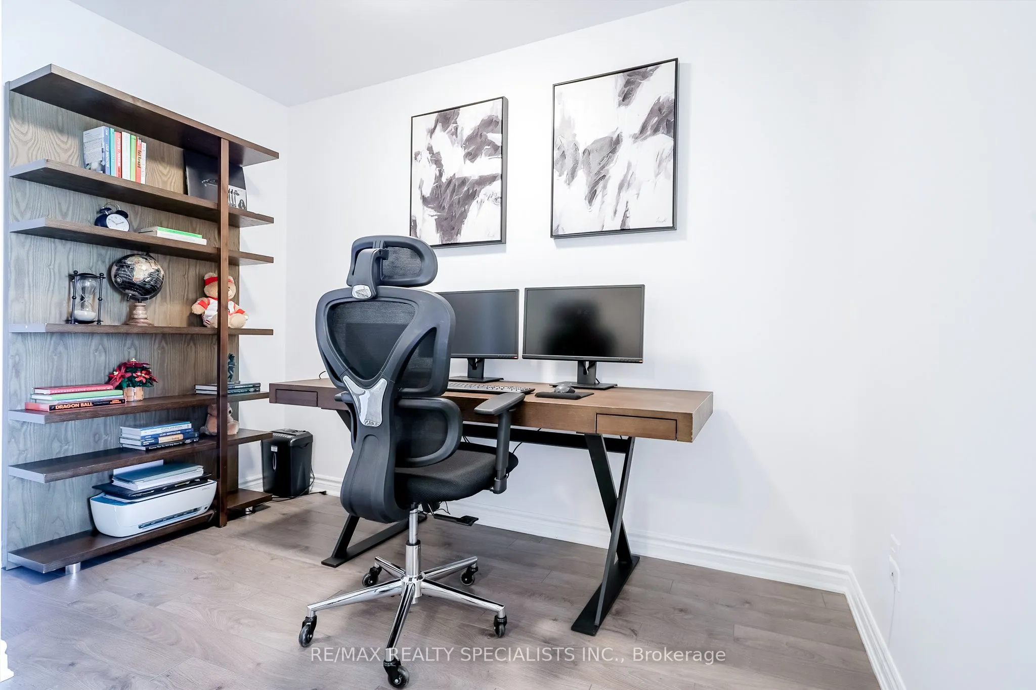 150 Oak Park Boulevard, #513