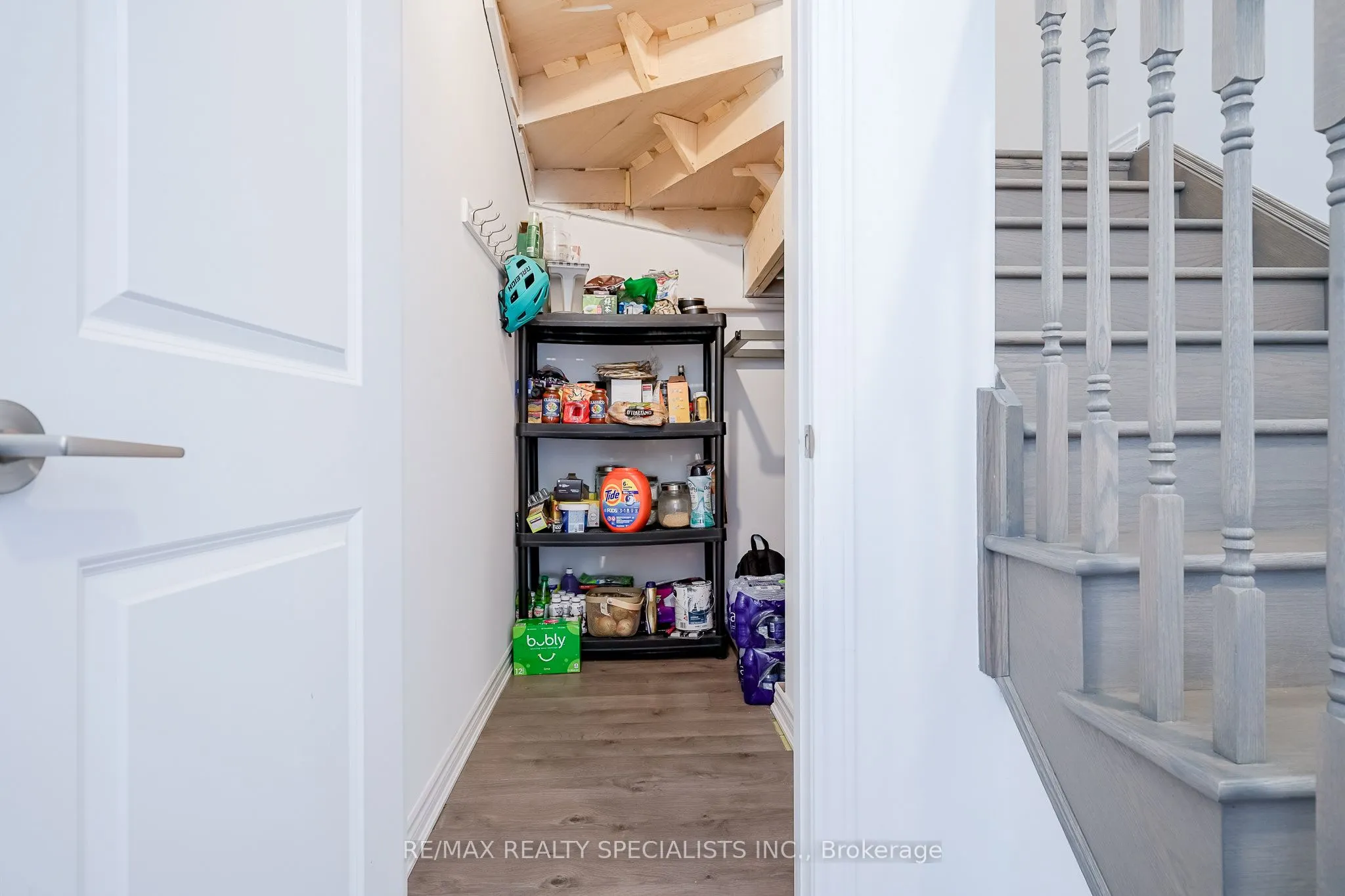 150 Oak Park Boulevard, #513