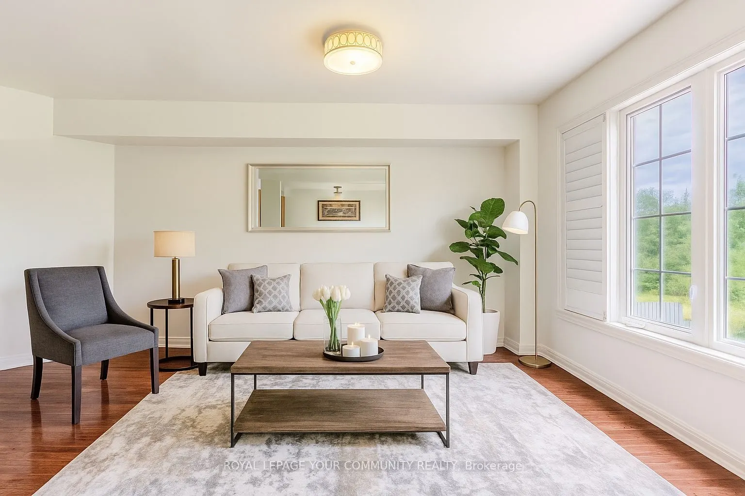 22 Panama Place