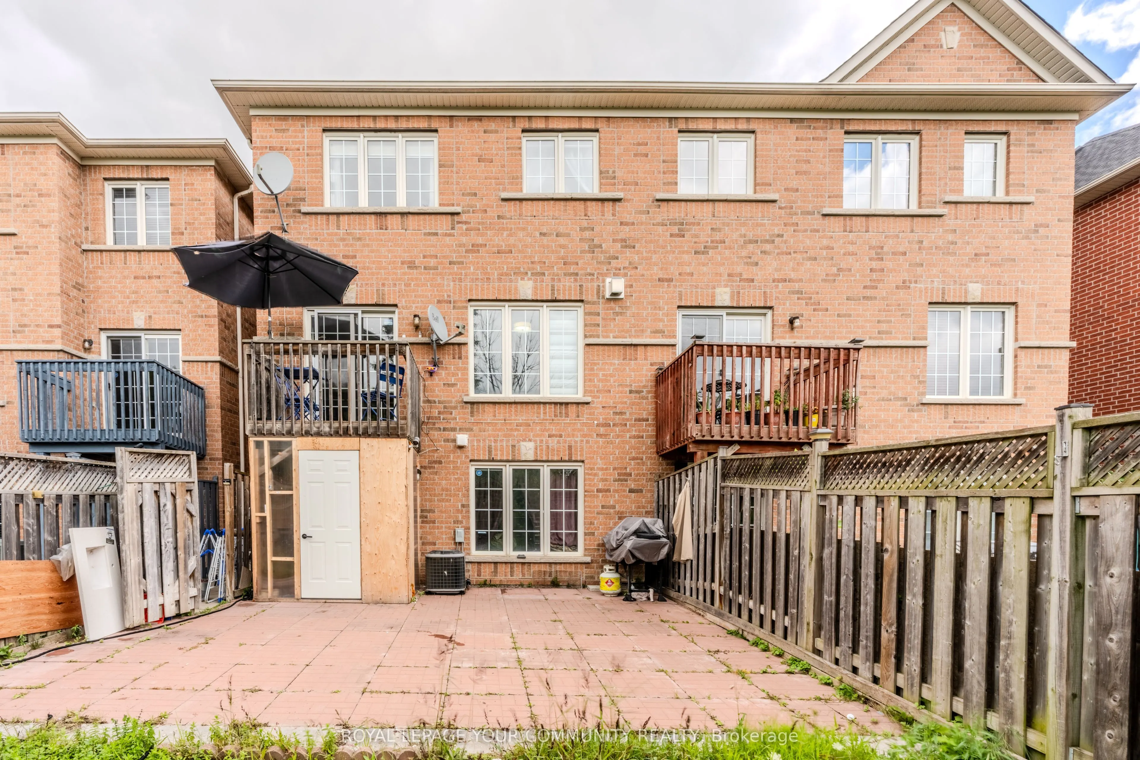 22 Panama Place