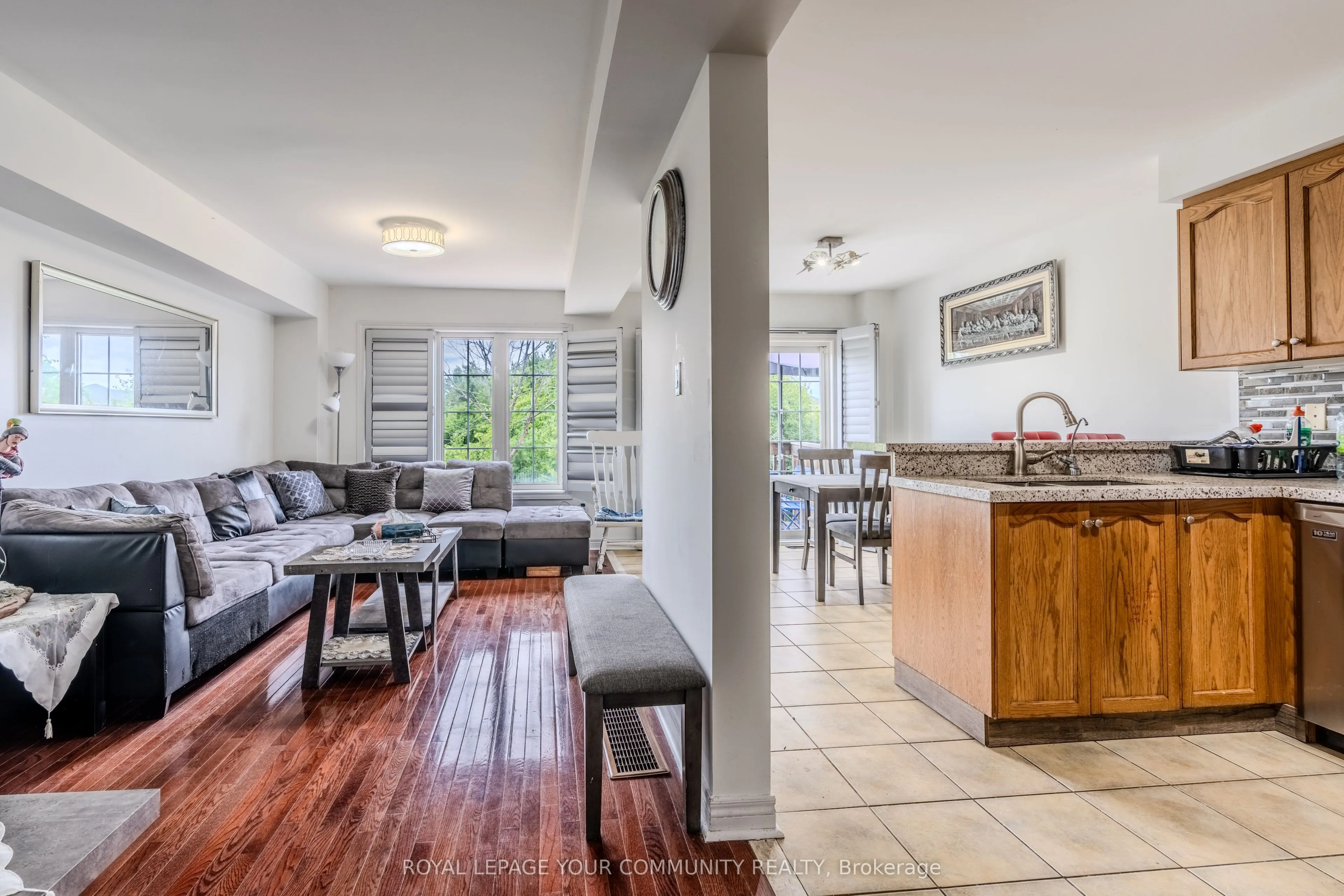22 Panama Place