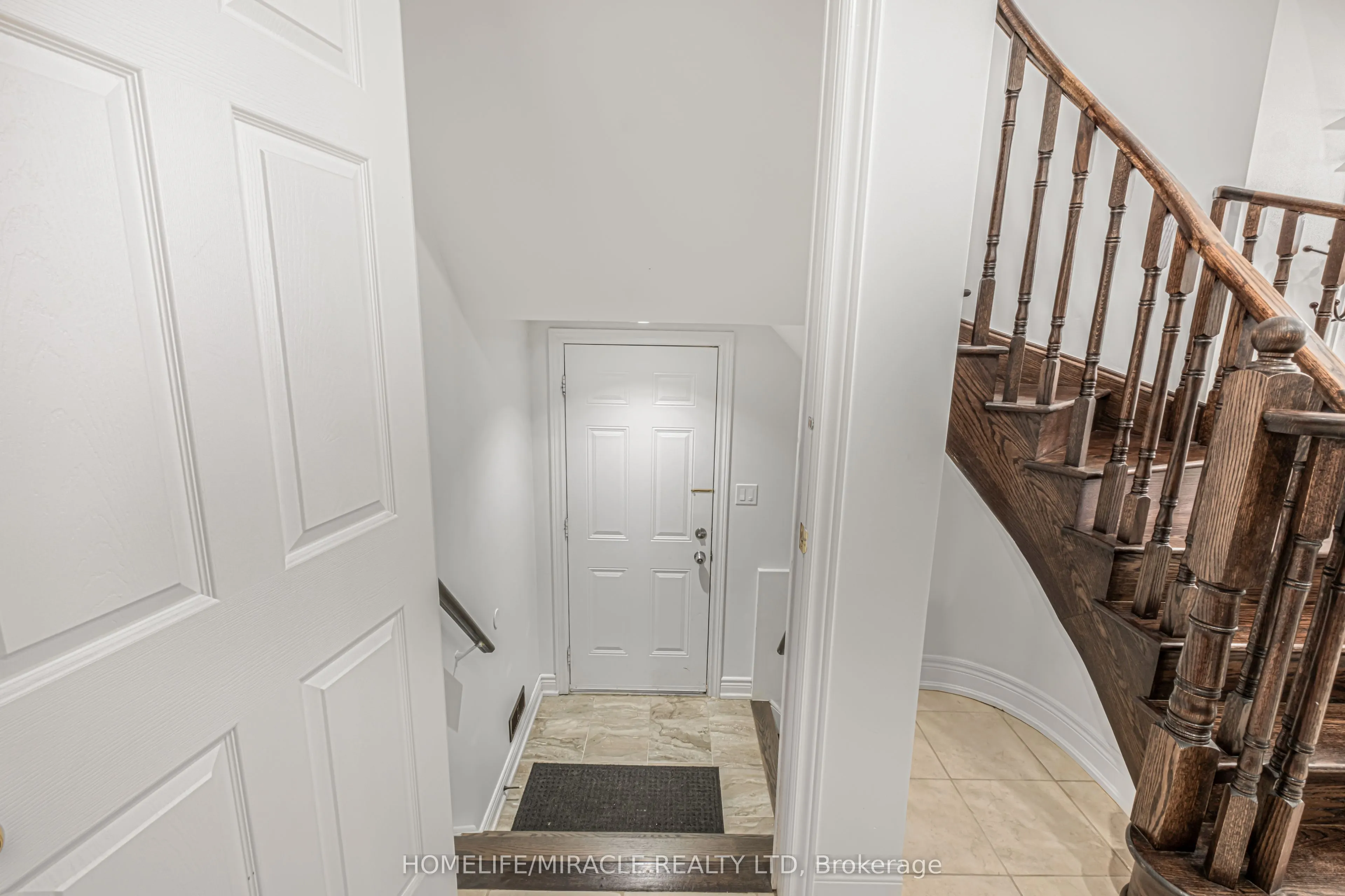5 Meltwater Crescent