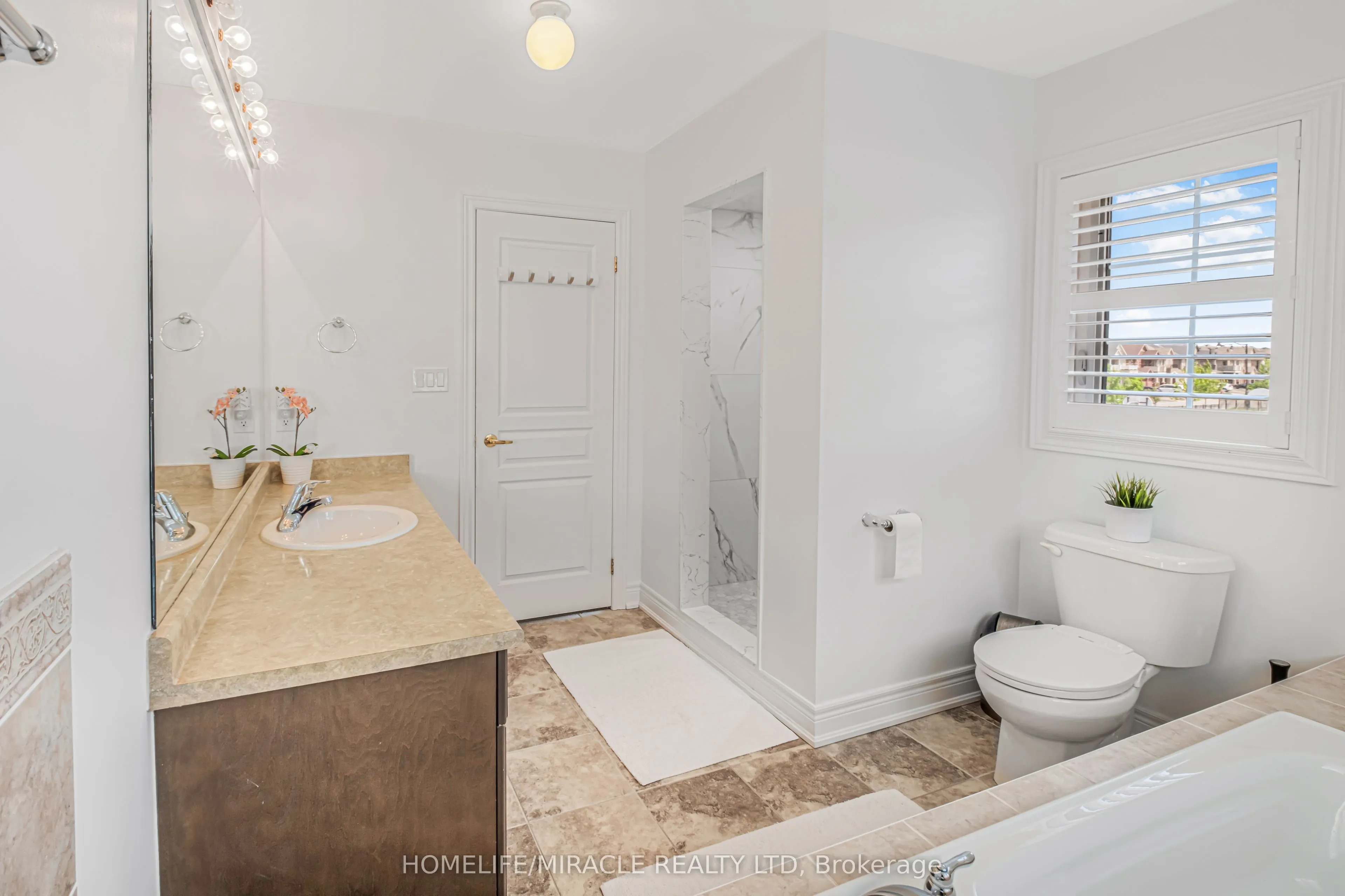 5 Meltwater Crescent