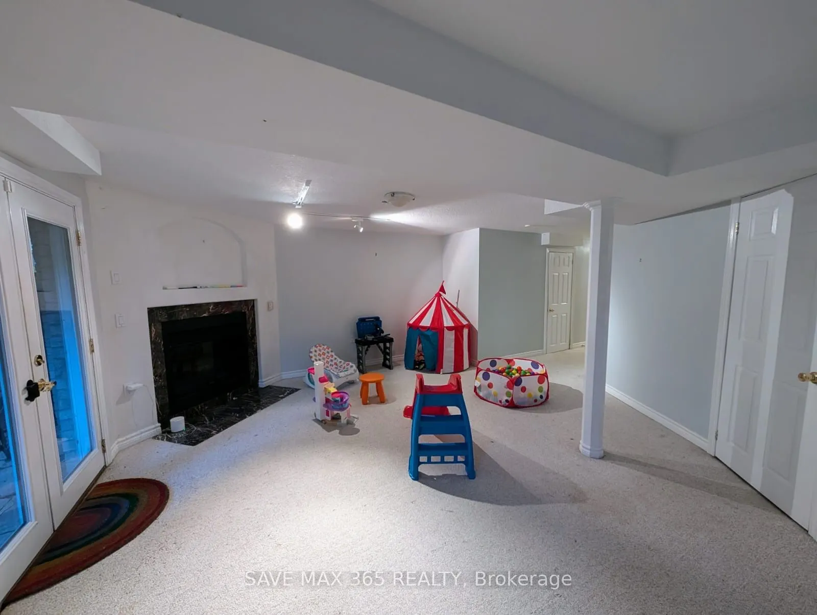 2238 Leominster Drive